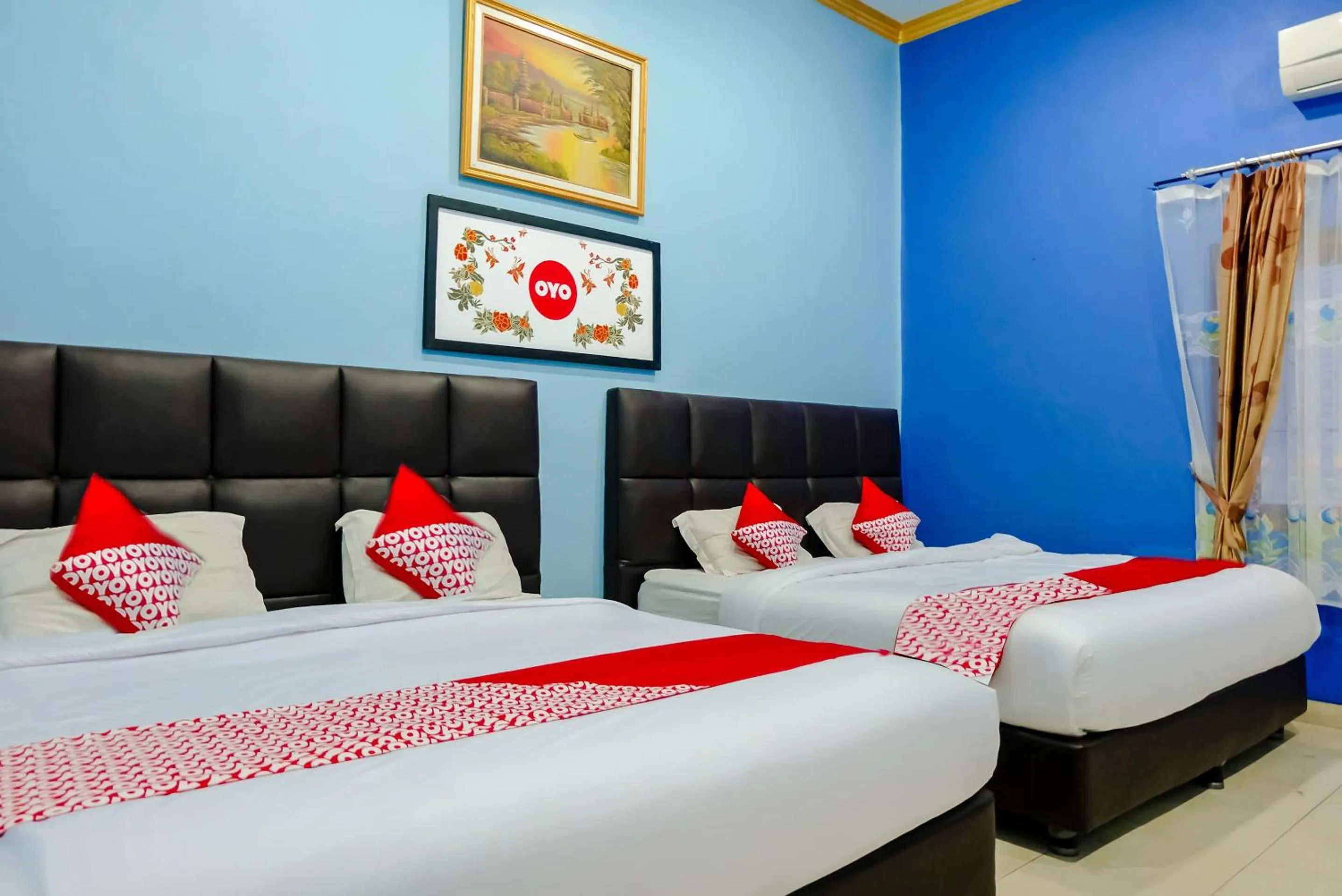 Bedroom, Bed in Hotel O Guest House Amalia Malang