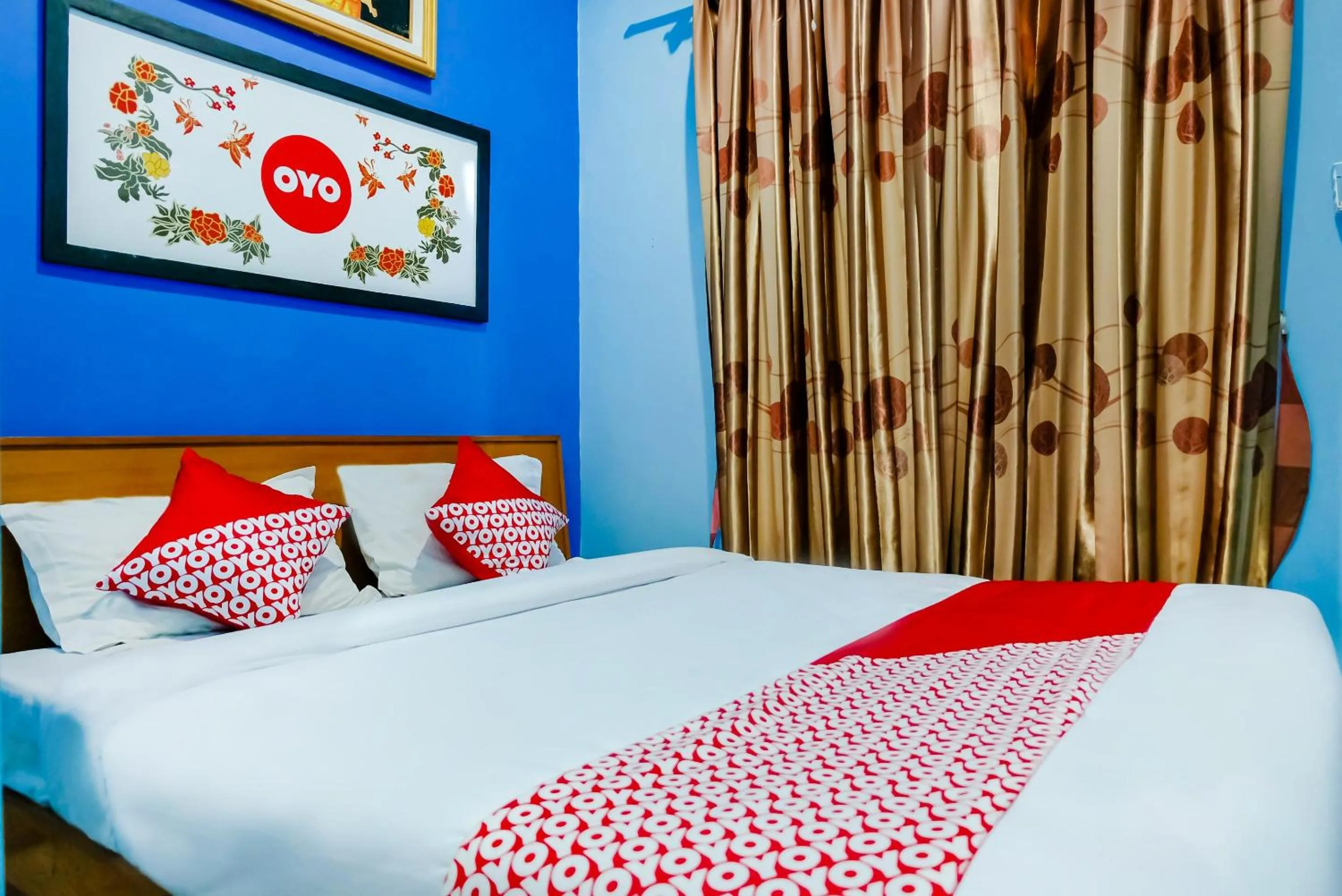 Bedroom, Bed in Hotel O Guest House Amalia Malang