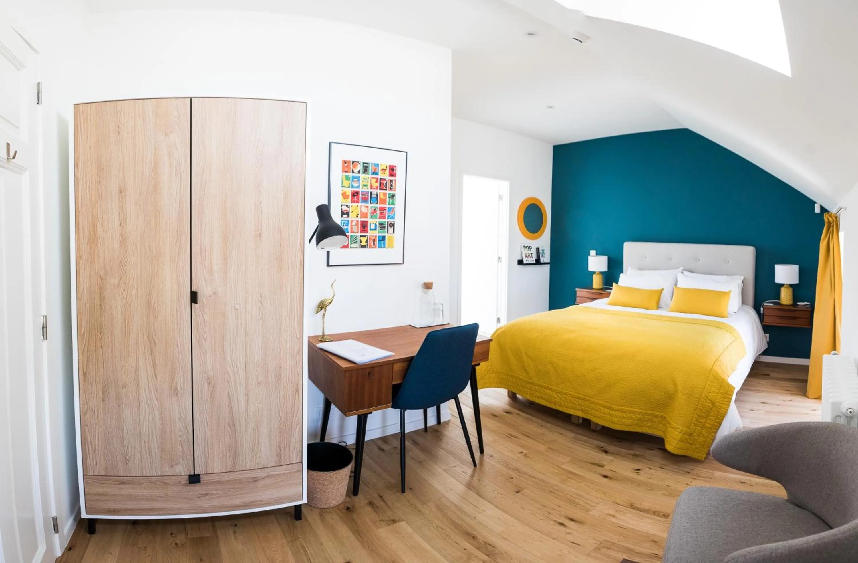 Bed in Chez Spoons B&B