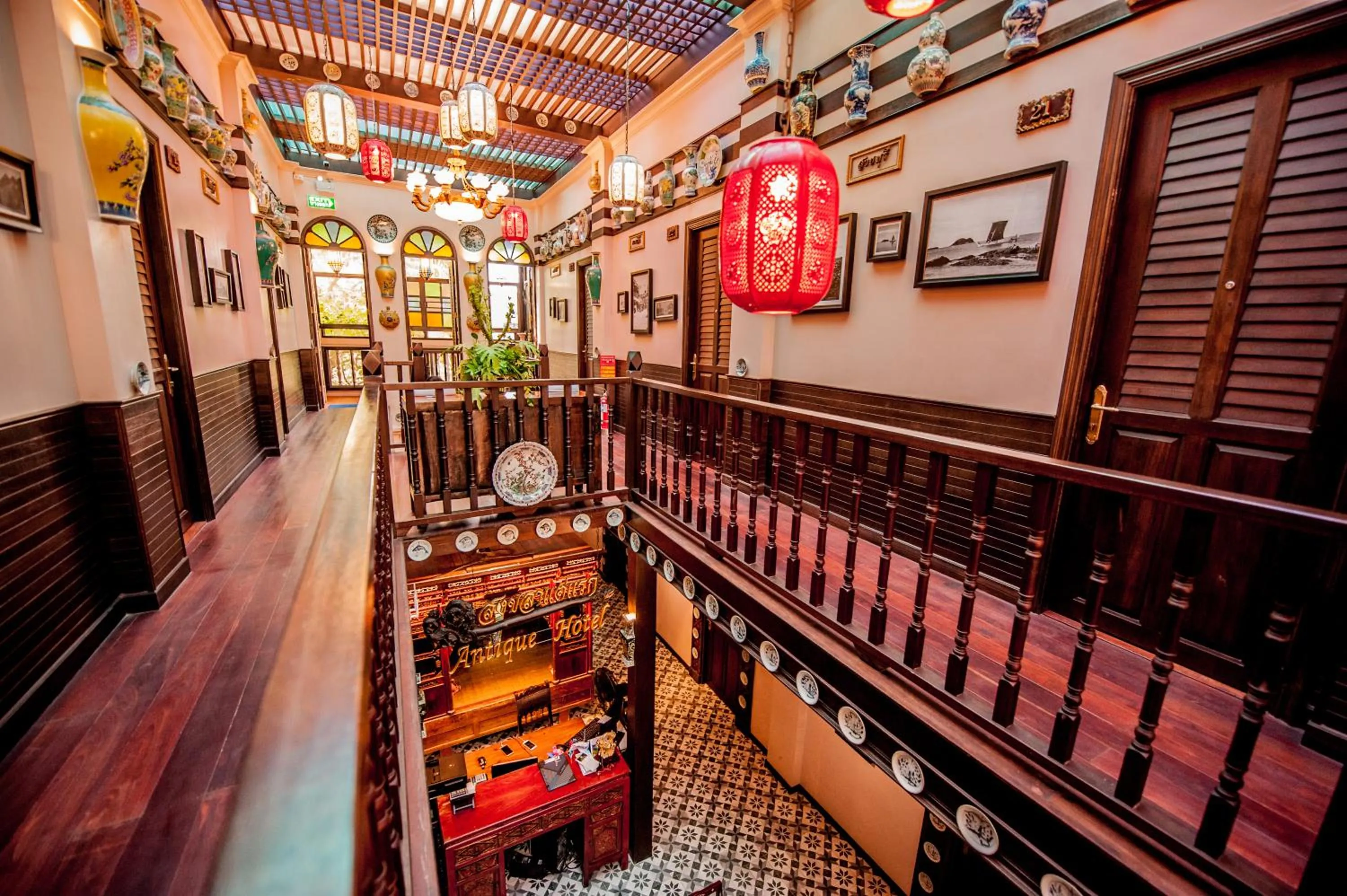 Balcony/Terrace in สงขลาแต่แรก แอนทีค โฮเท็ล Songkhla Tae Raek Antique Hotel