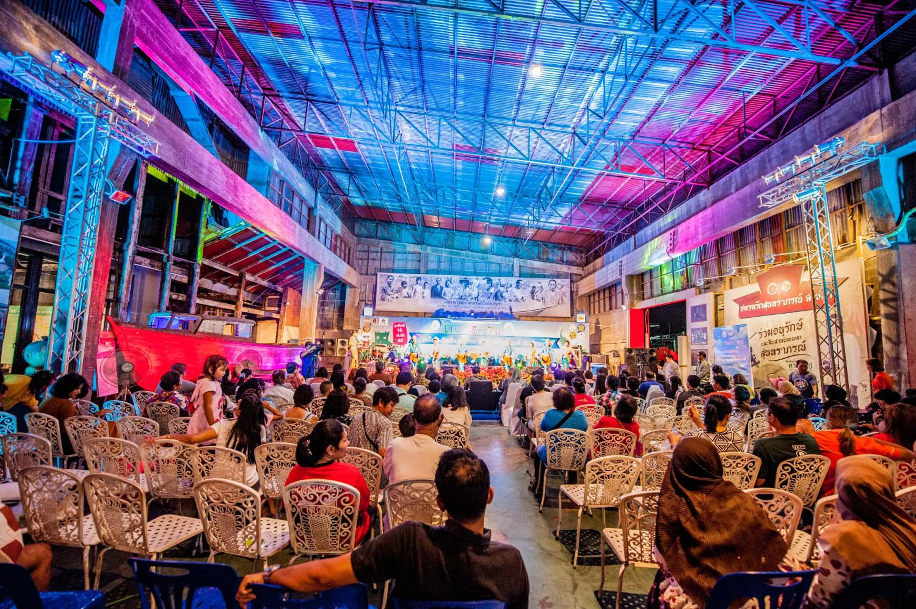 Evening entertainment in สงขลาแต่แรก แอนทีค โฮเท็ล Songkhla Tae Raek Antique Hotel