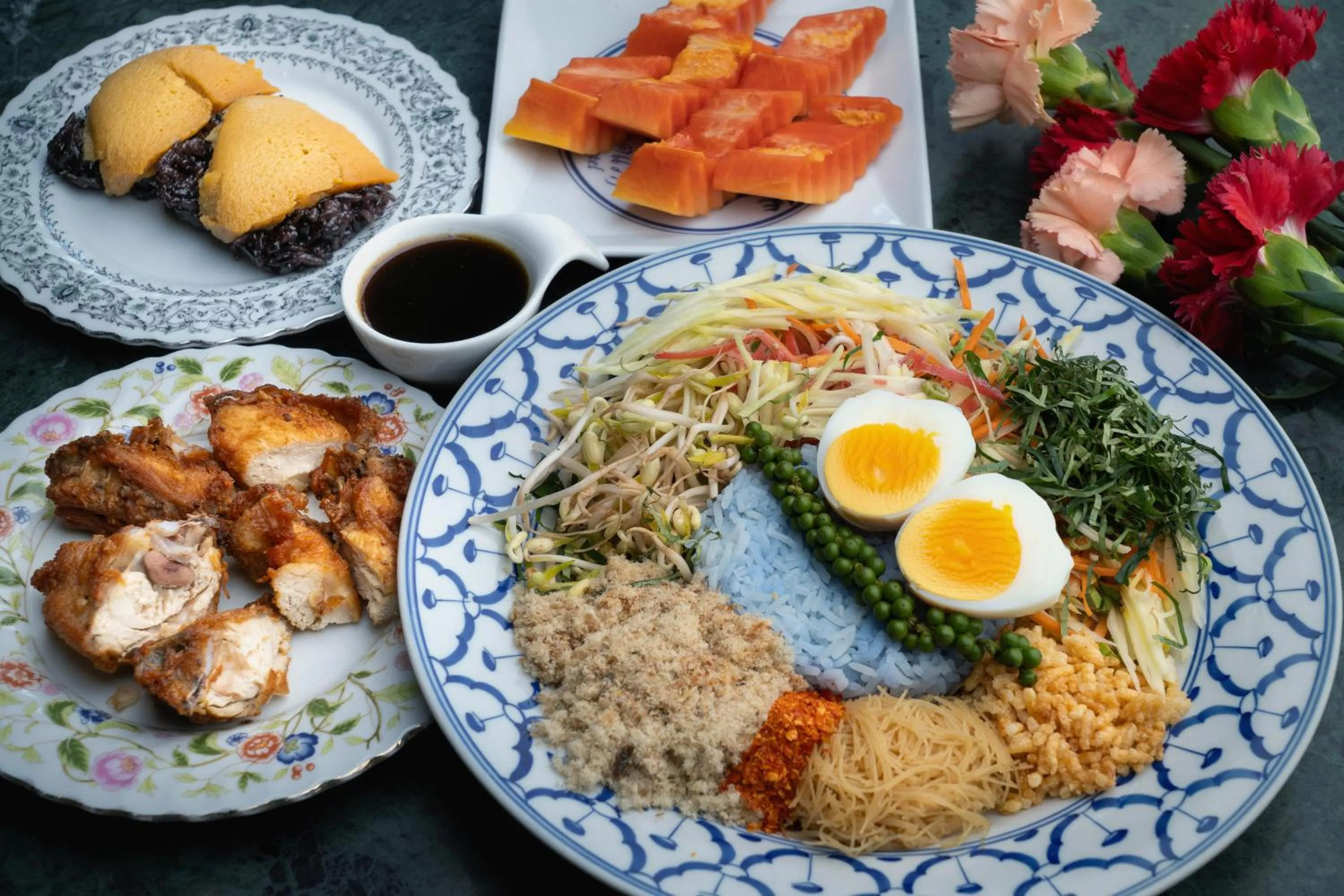 Breakfast in สงขลาแต่แรก แอนทีค โฮเท็ล Songkhla Tae Raek Antique Hotel