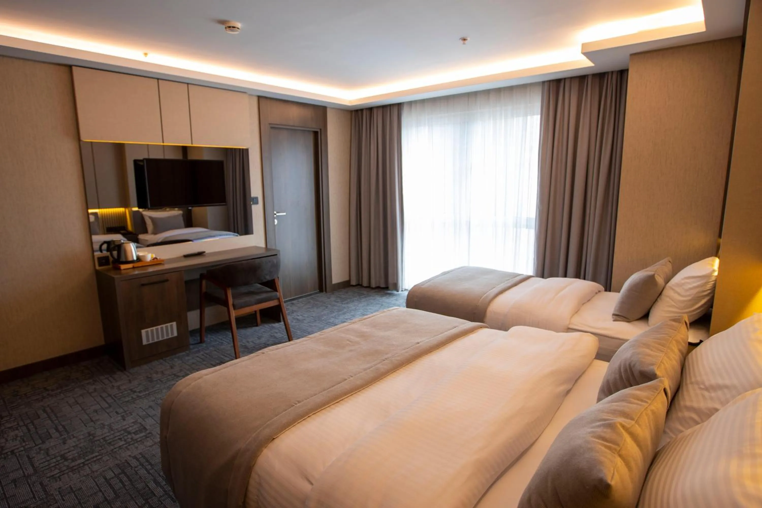 Massage, Bed in BEST GARDEN HOTEL