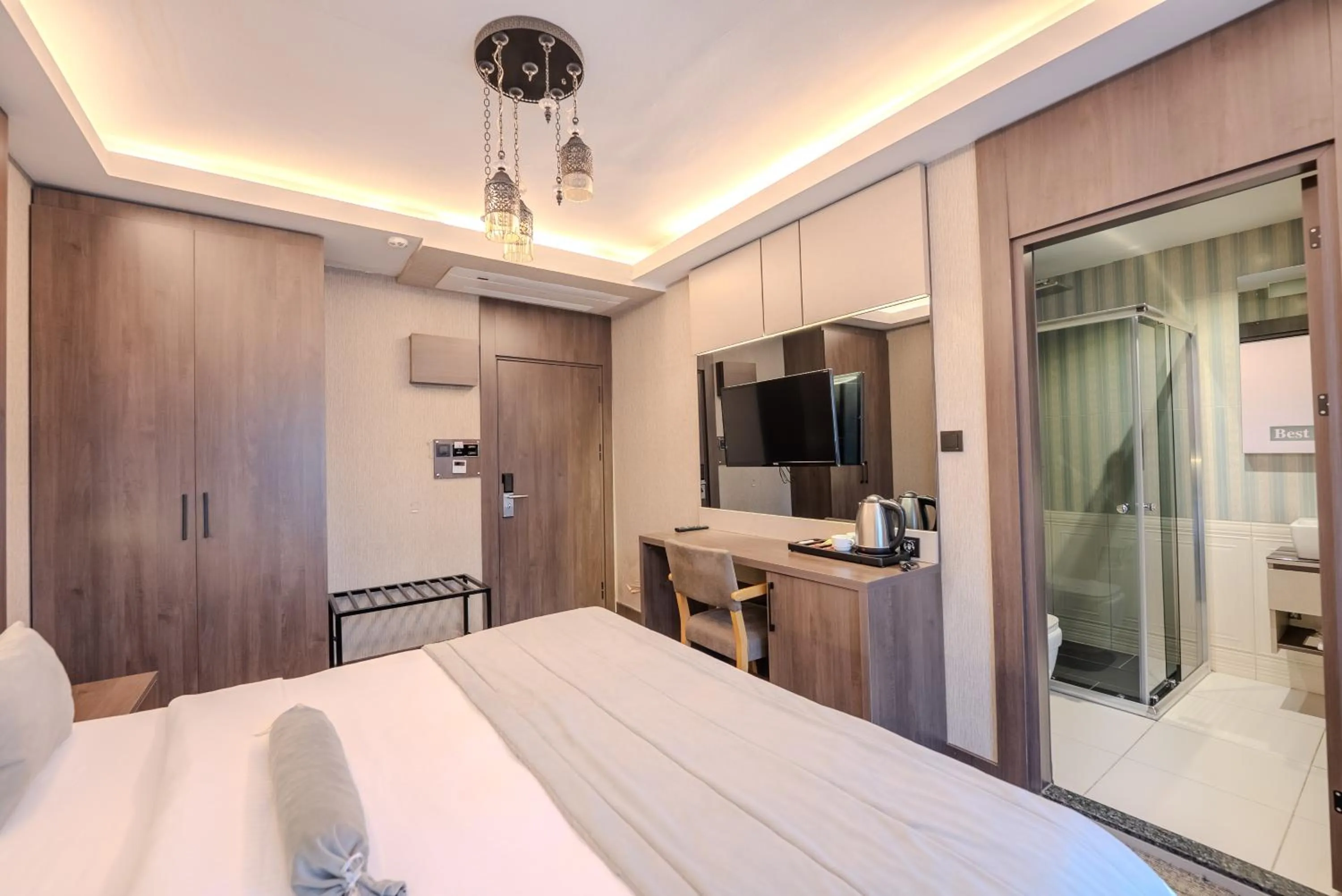 Photo of the whole room, Bed in BEST GARDEN HOTEL