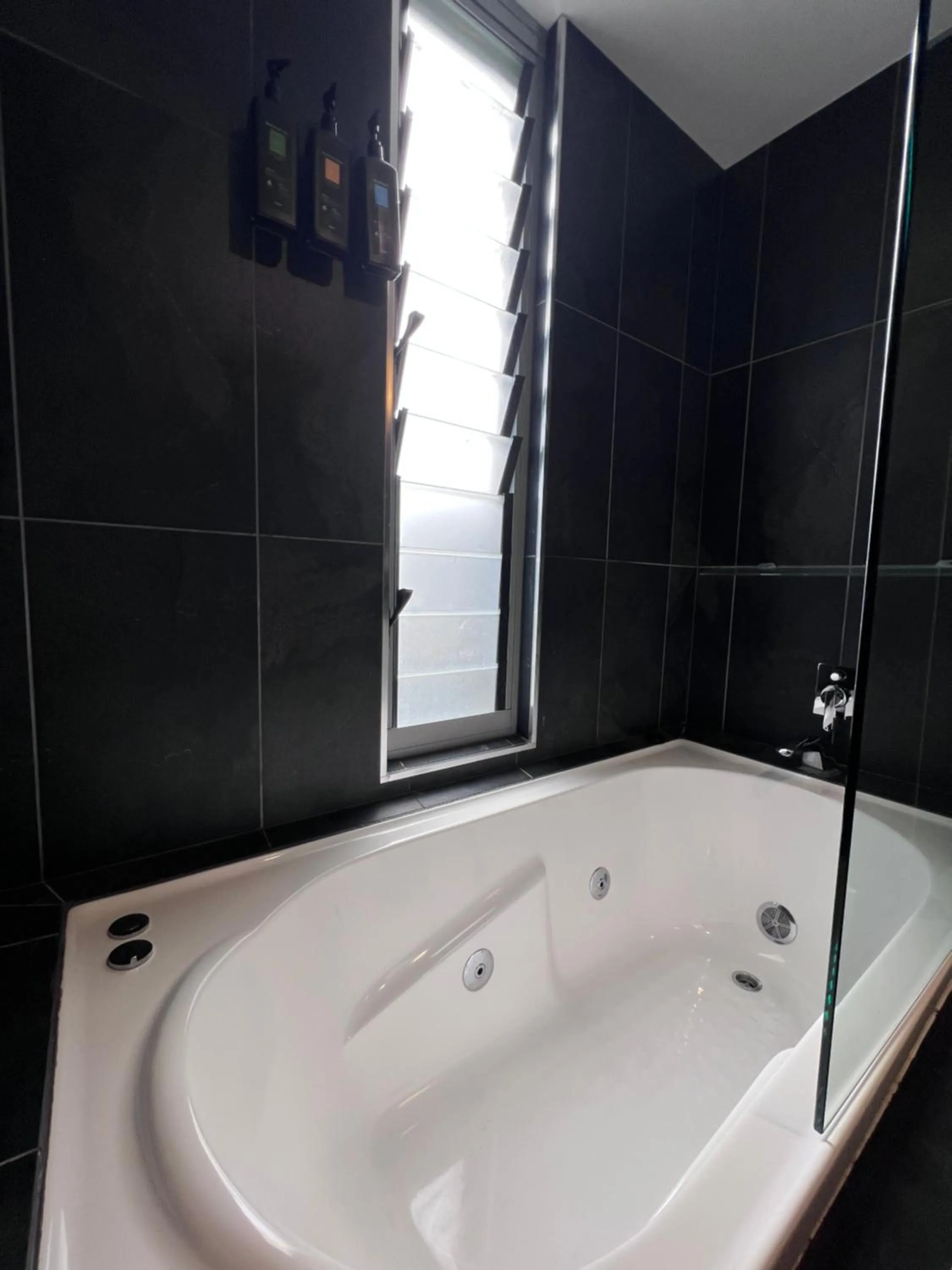 Crown on Darby Newcastle