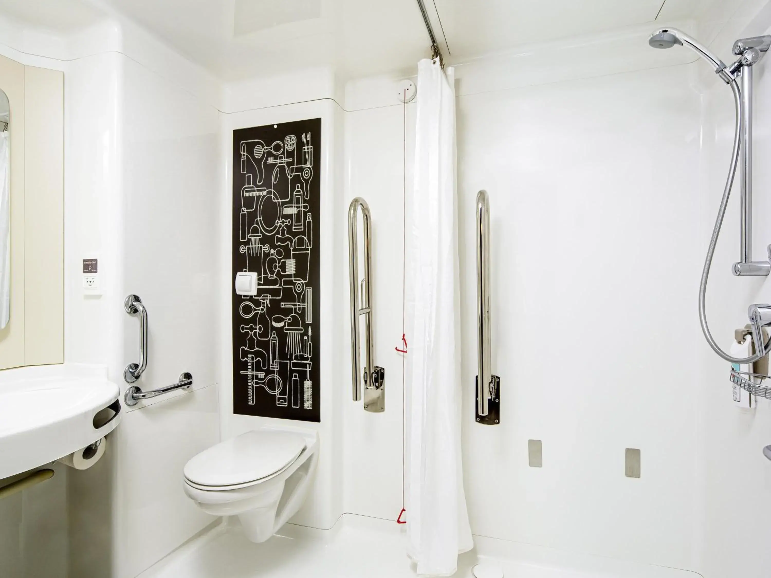 Accessible Twin SweetRoom in ibis London Barking Accessible Twin SweetRoom in ibis London Barking