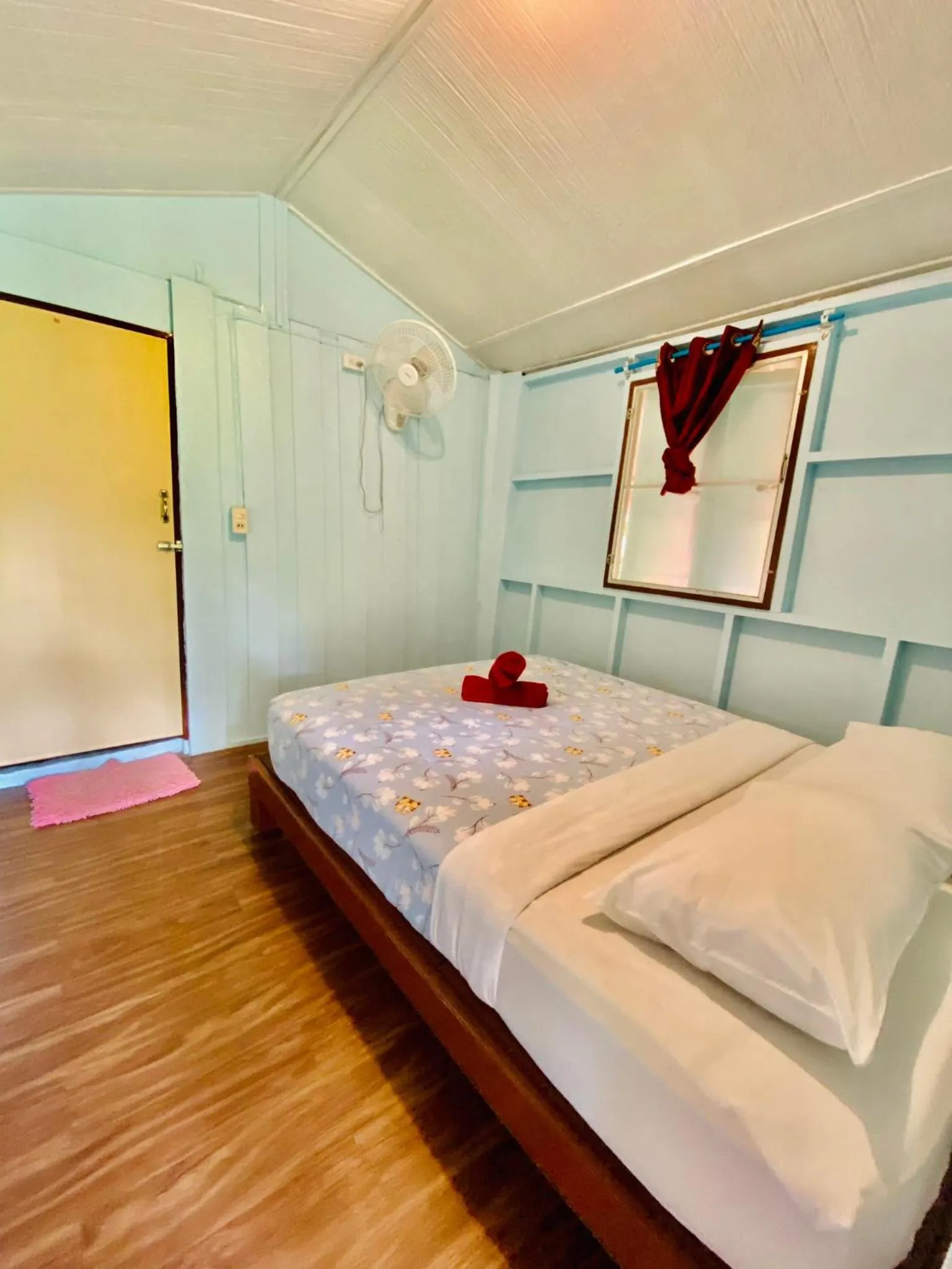 Bed in Khao Sok Nung House