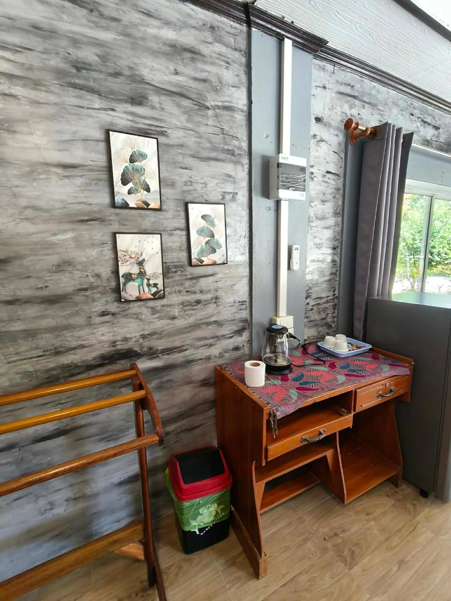 Seating area in Khao Sok Nung House