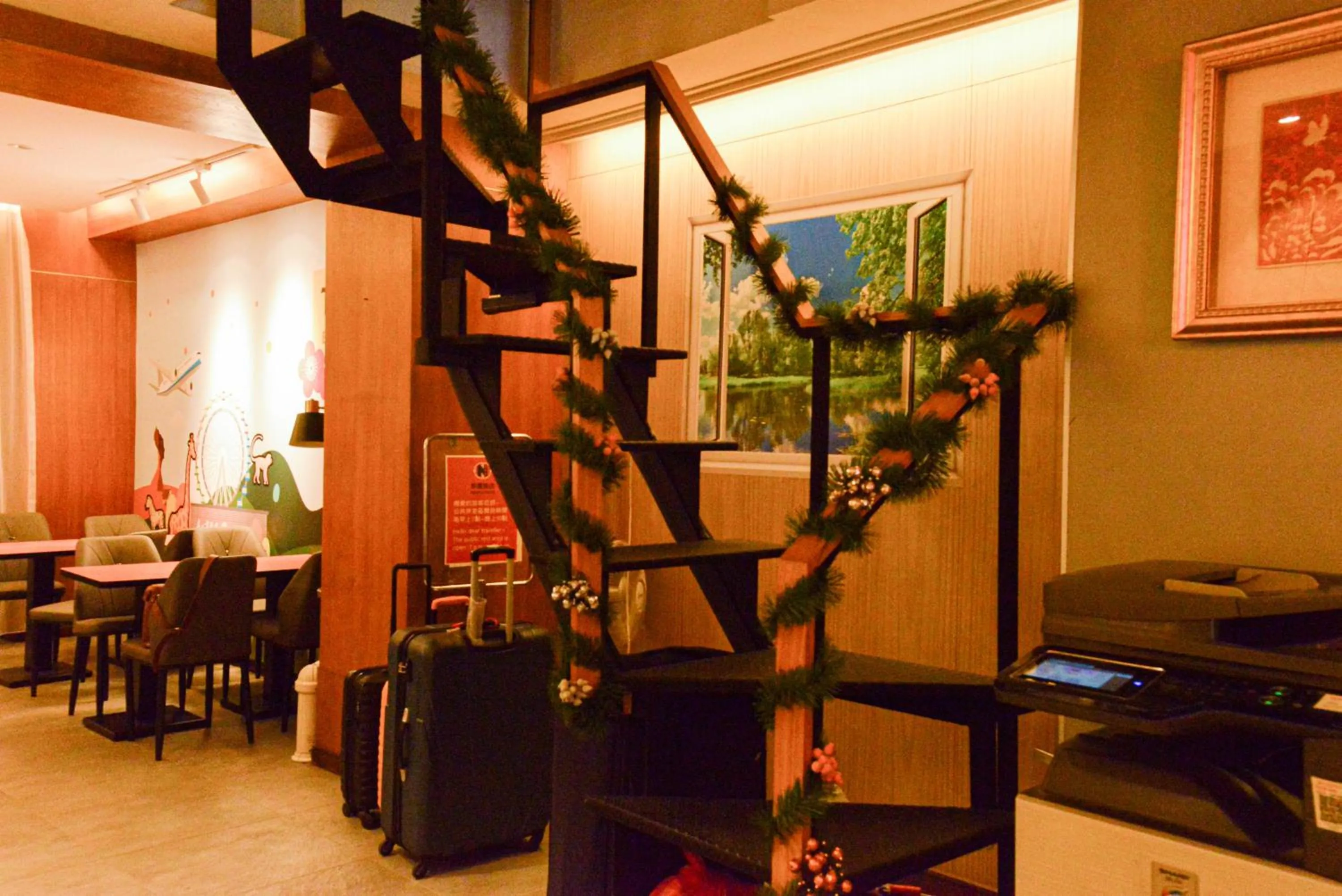 Property building in 新麗旅店 Newful Hotel