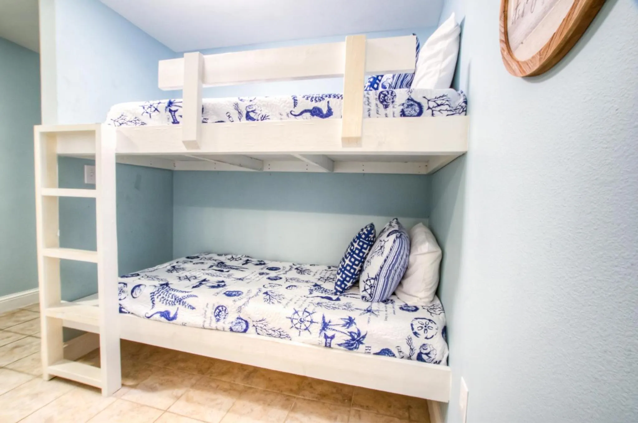 Bed in Laketown Wharf 535 By Aneliya