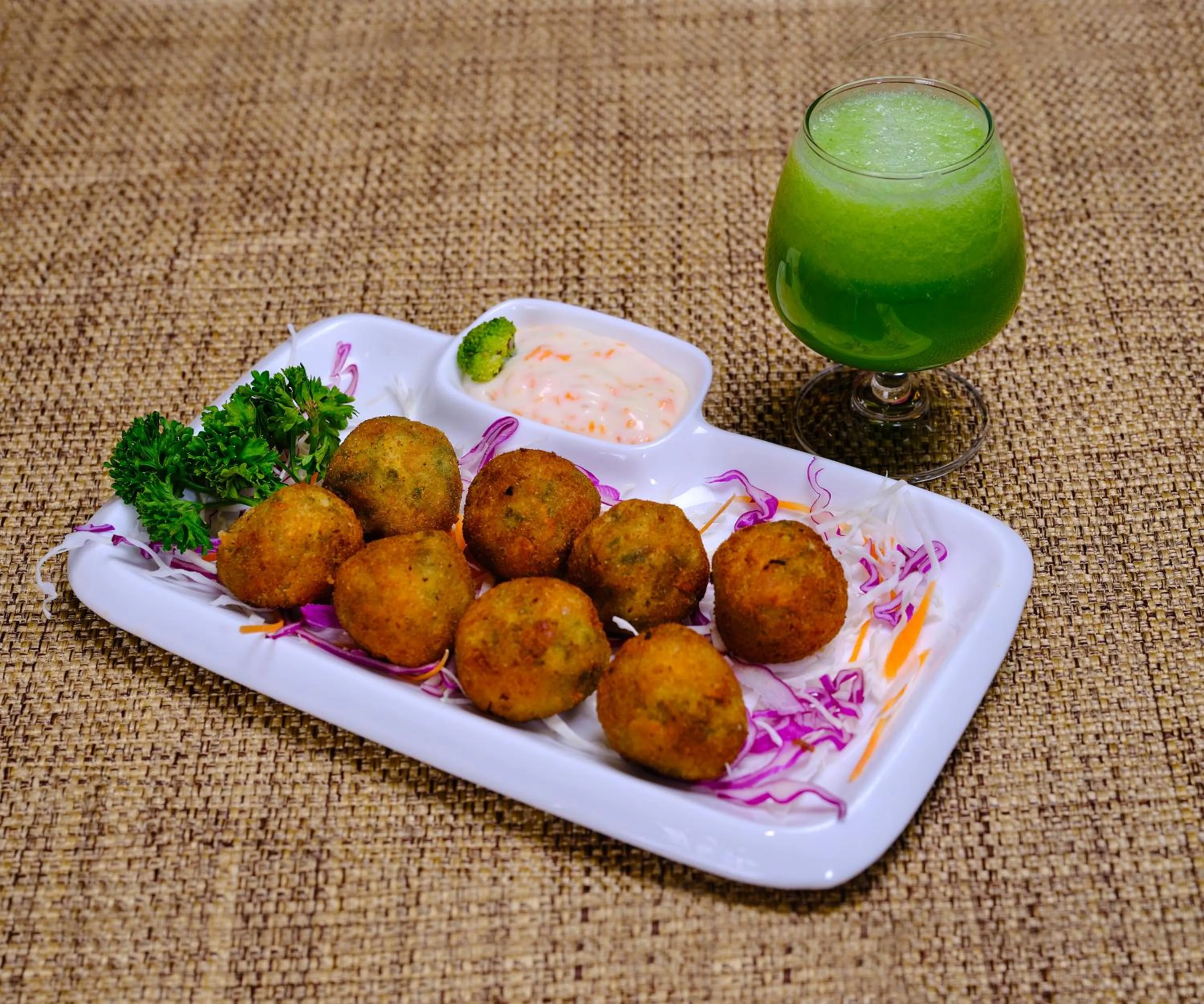 Food and drinks in Daiwik Hotels Rameswaram