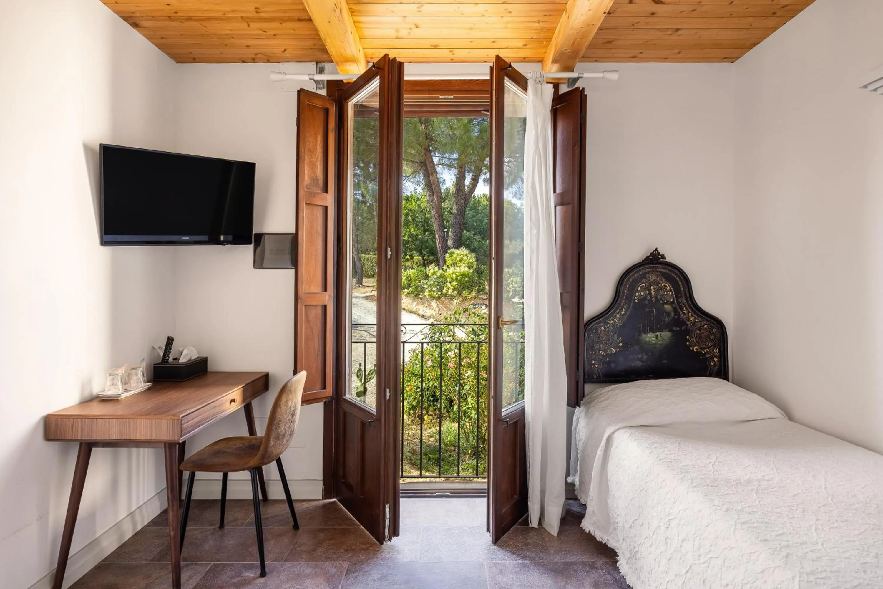 Bed in Villa Trigona