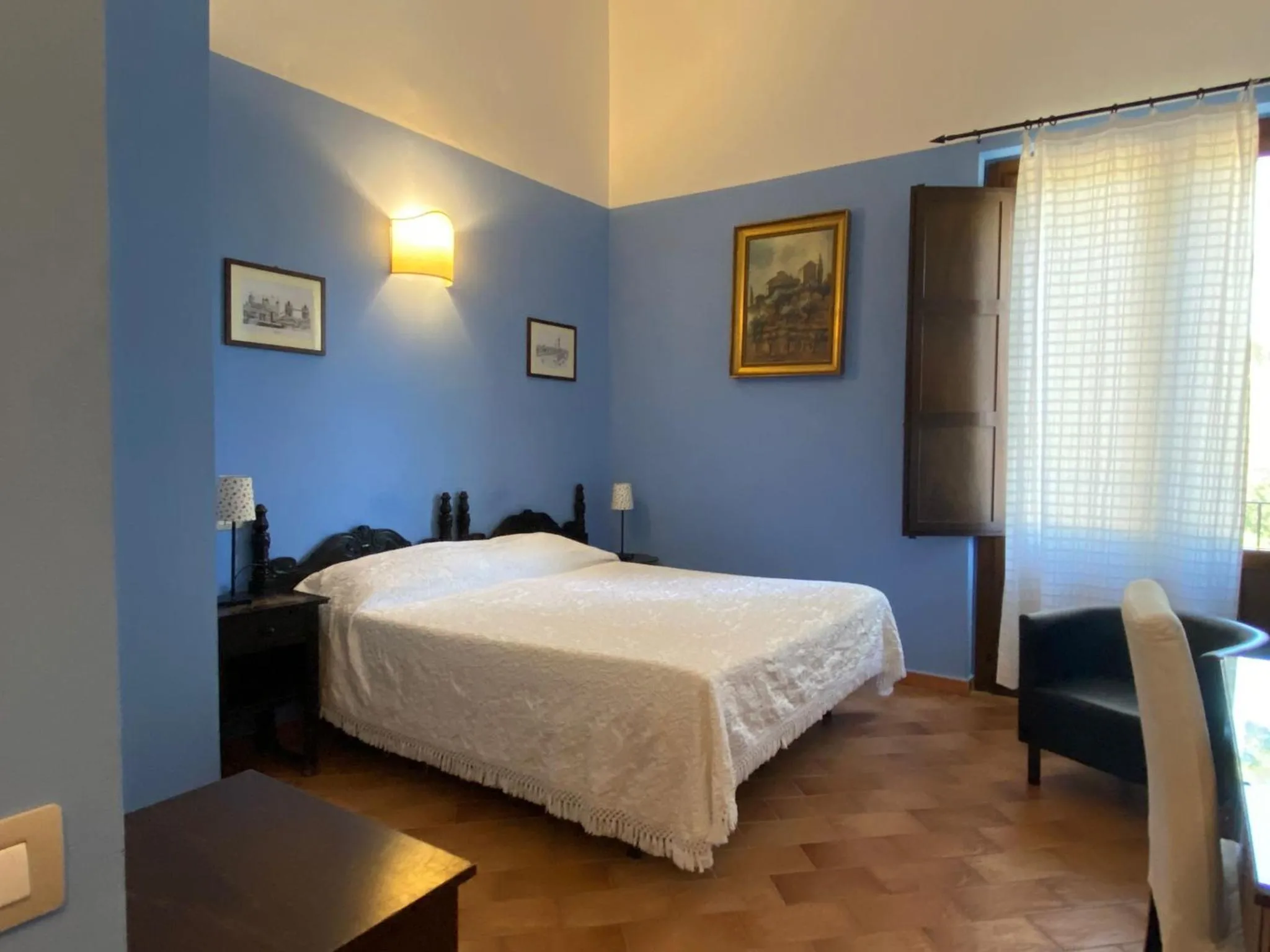 Photo of the whole room, Bed in Villa Trigona