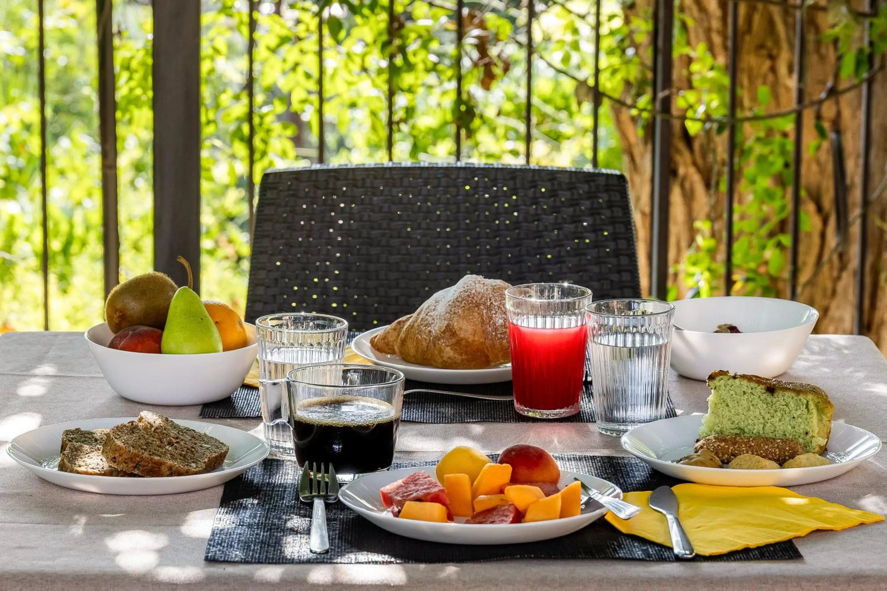 Breakfast in Villa Trigona