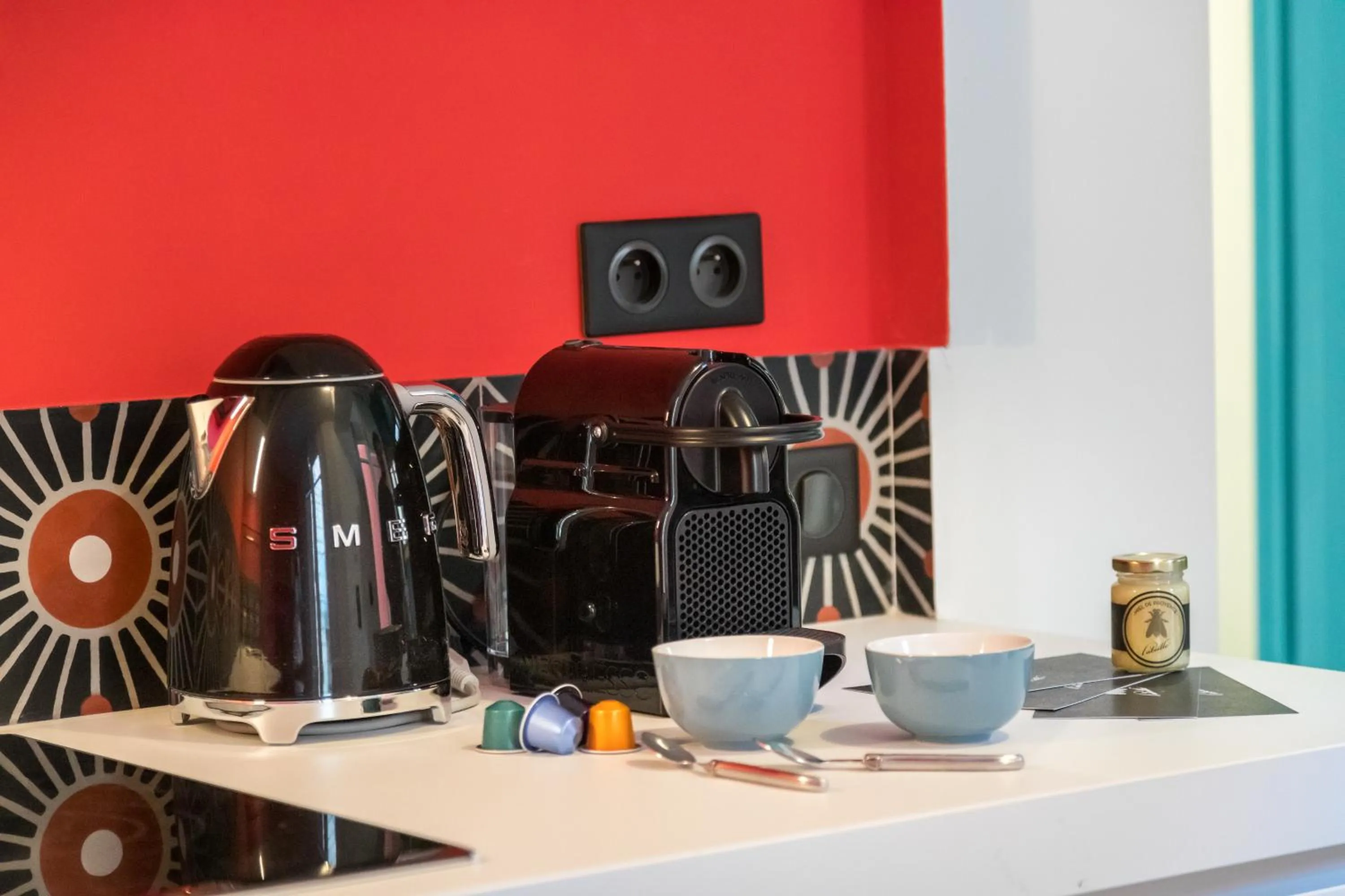 L'Abeille - Boutique Apartments