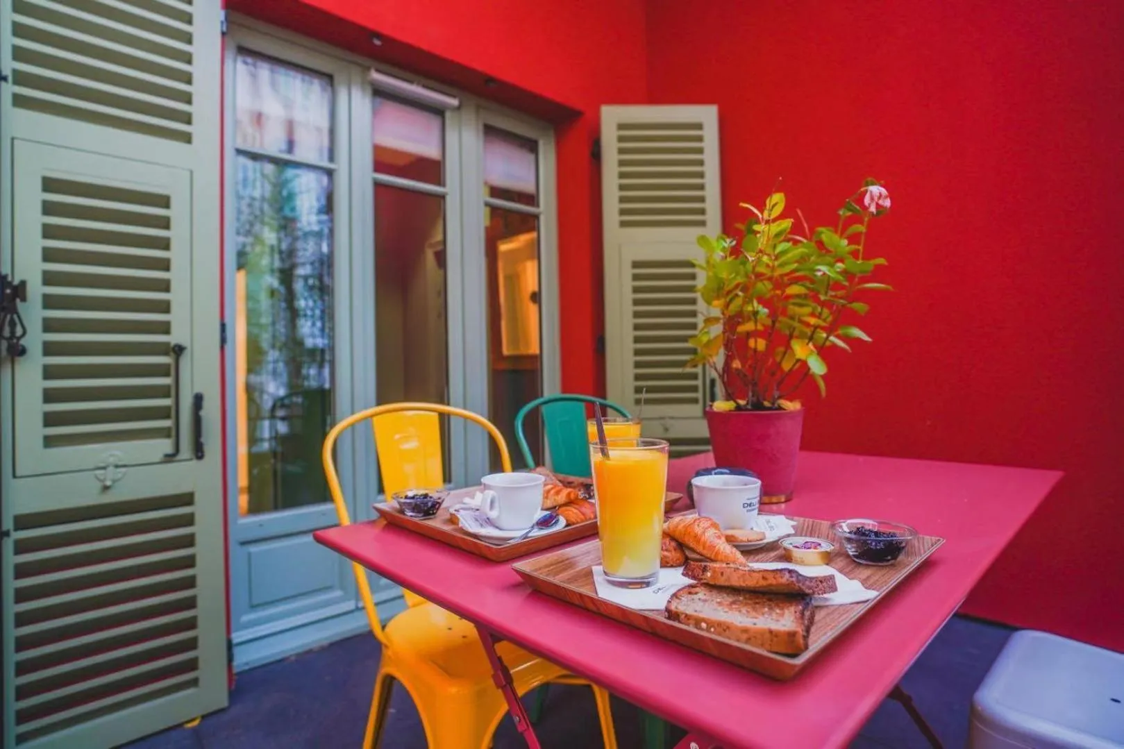 L'Abeille - Boutique Apartments