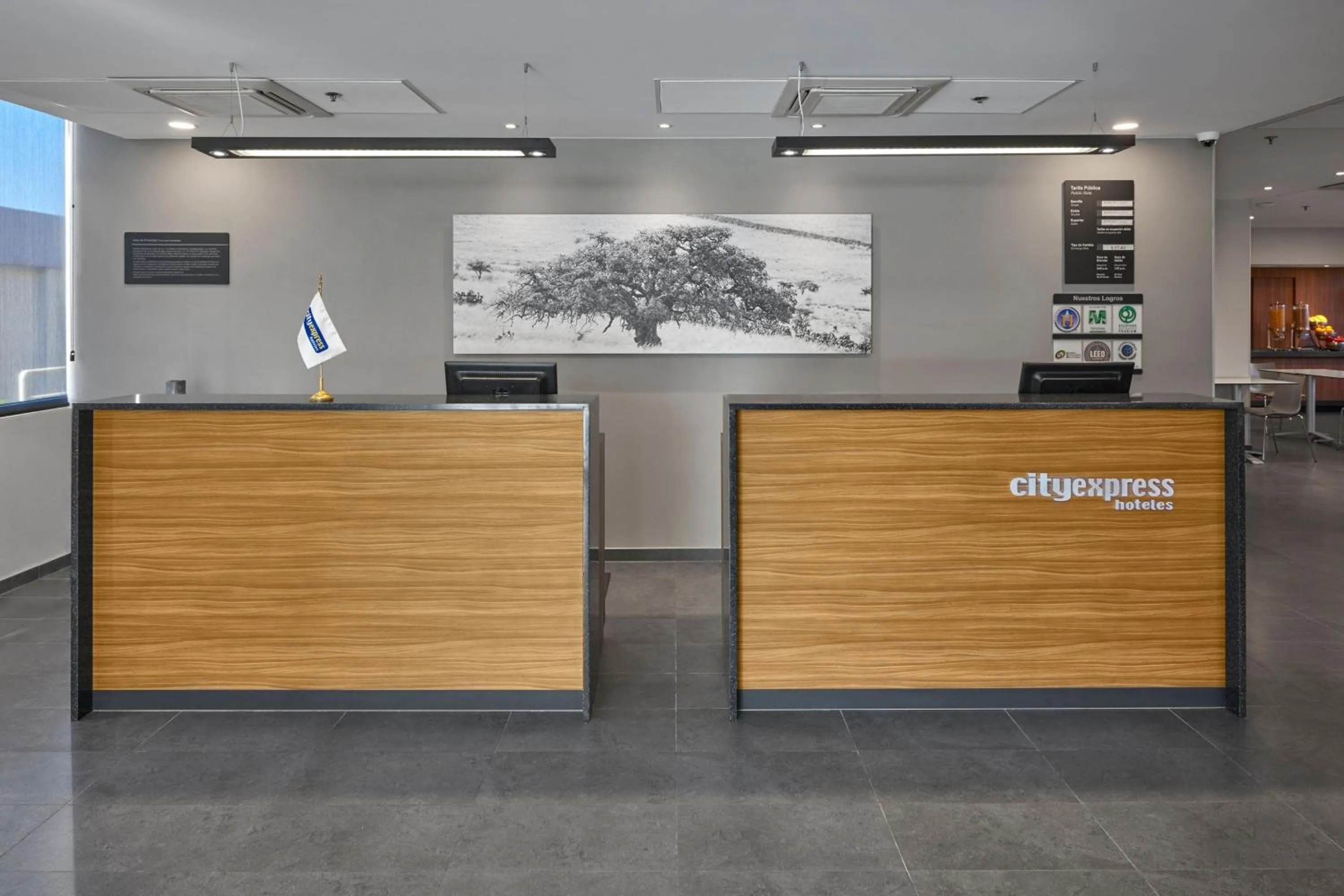 Lobby or reception in City Express by Marriott Tapachula