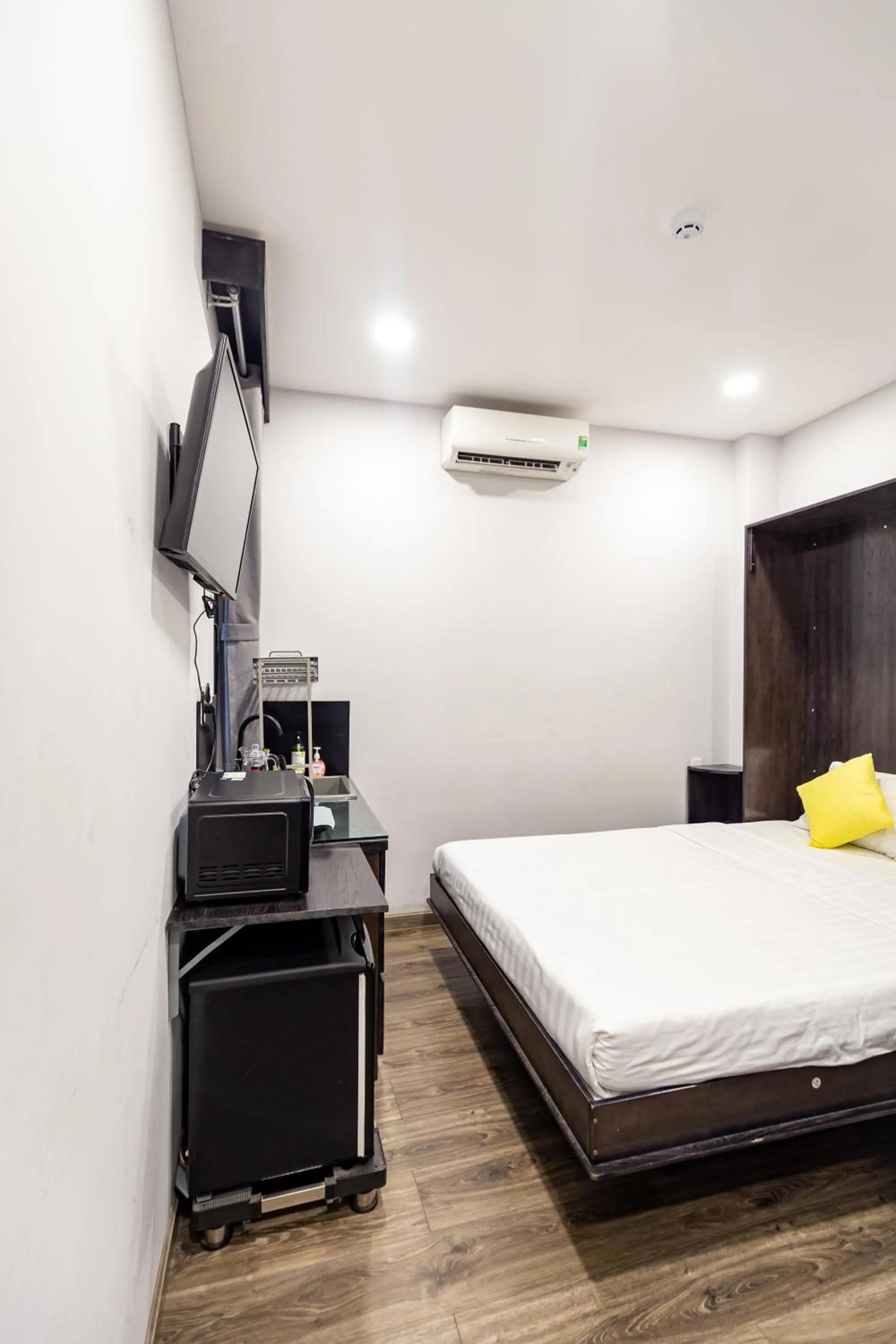 Photo of the whole room, Bed in Brand New Cozy Home in D1 wBalcony