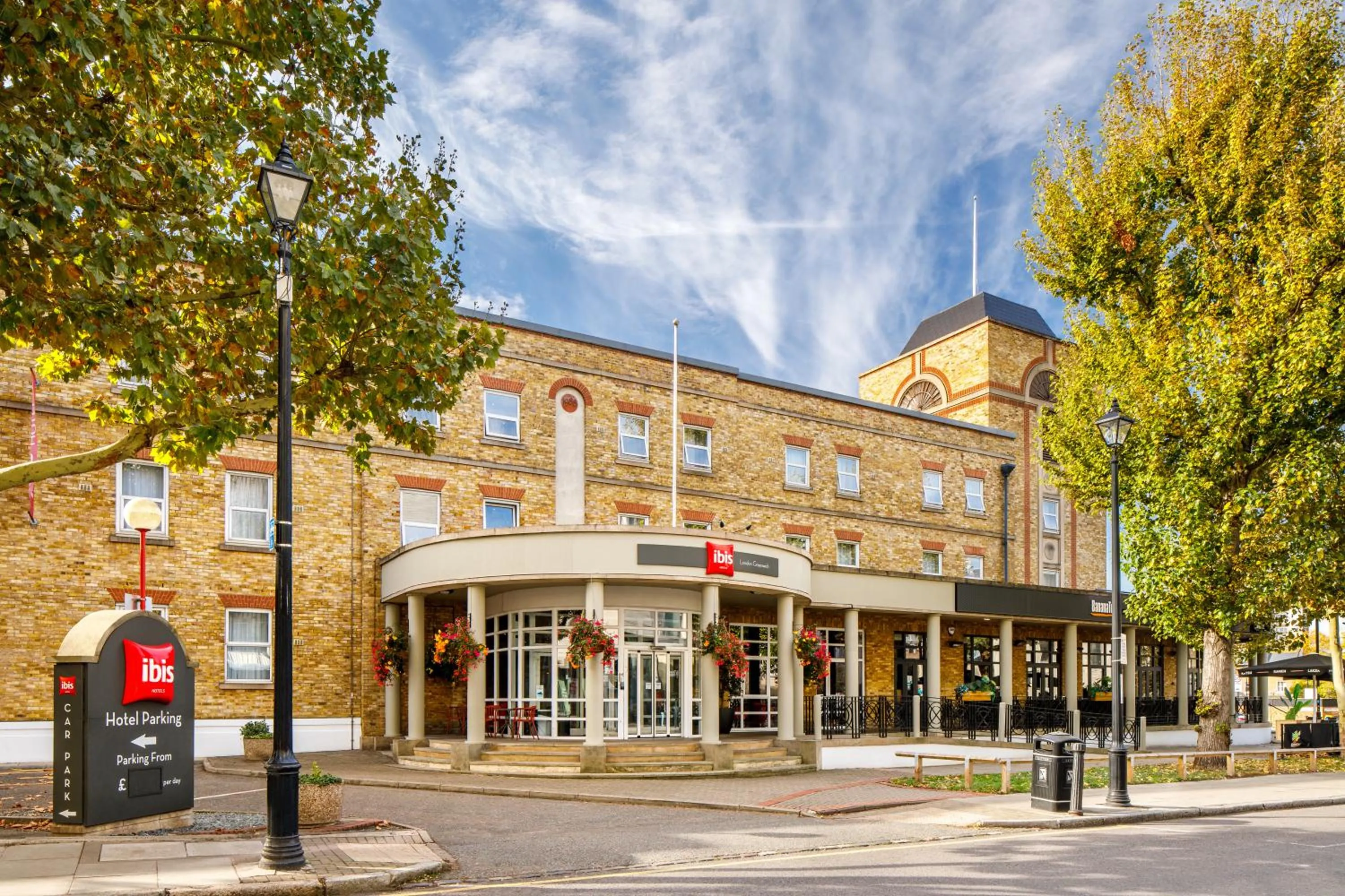 Property building in ibis London Greenwich