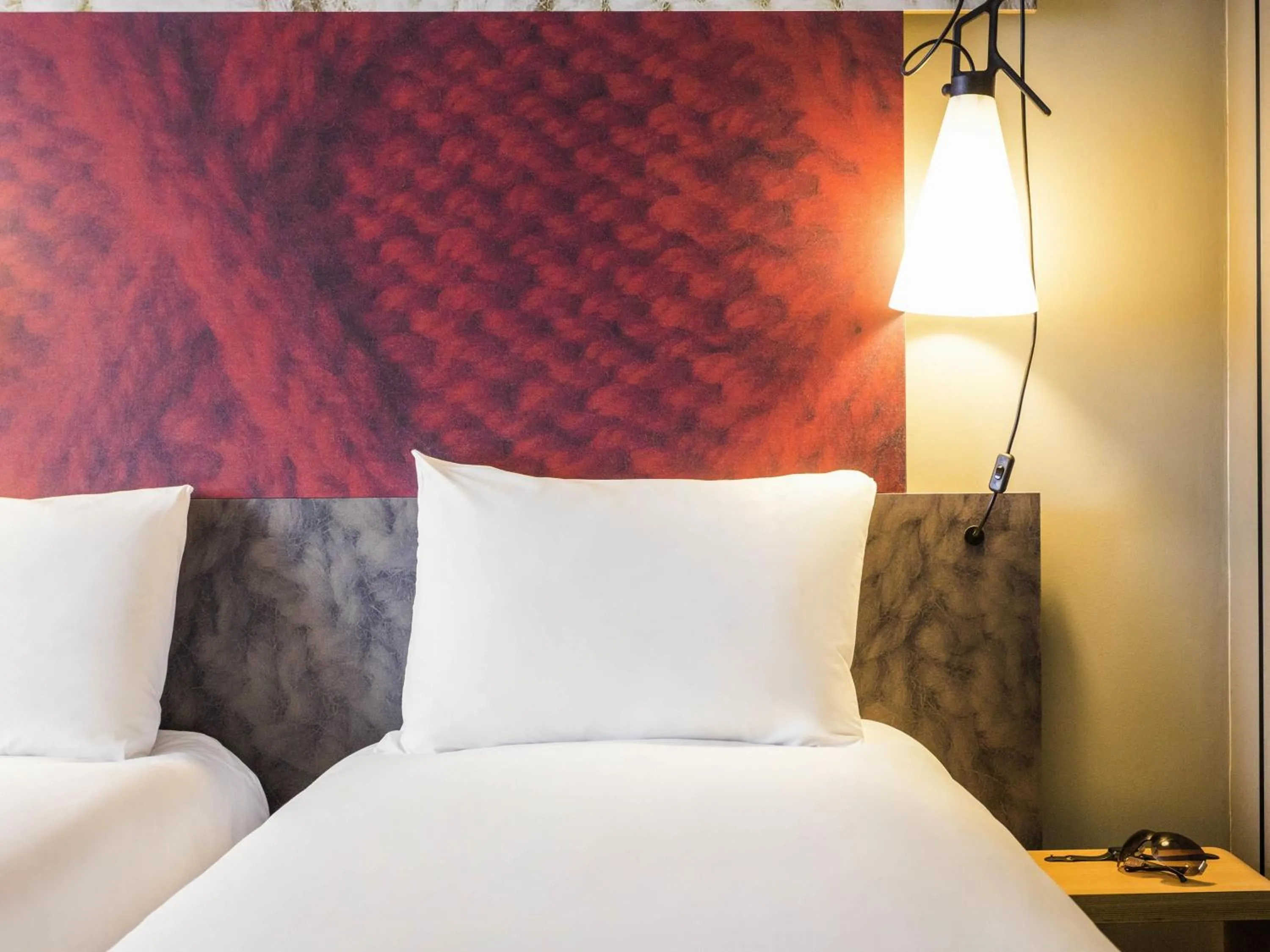 Bedroom, Bed in ibis London Stratford