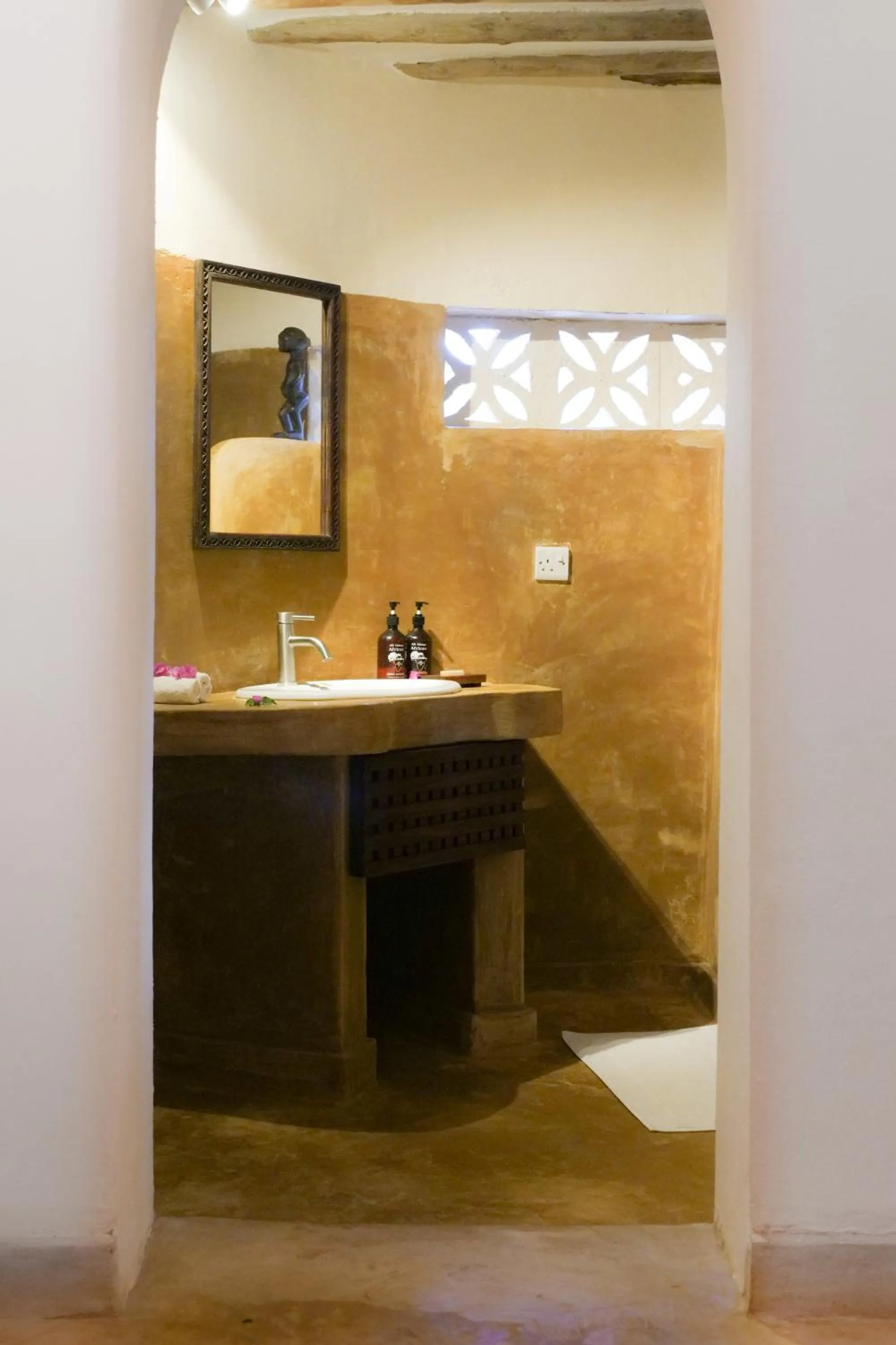 Toilet in Zanzibar Pearl - Boutique Hotel & Villas