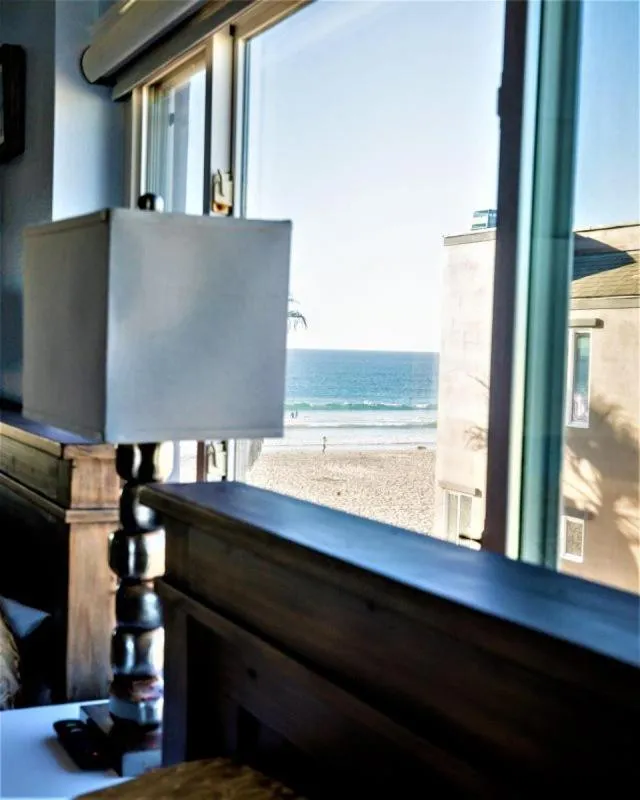 Property building in 120-Oceanfront Penthouse 5