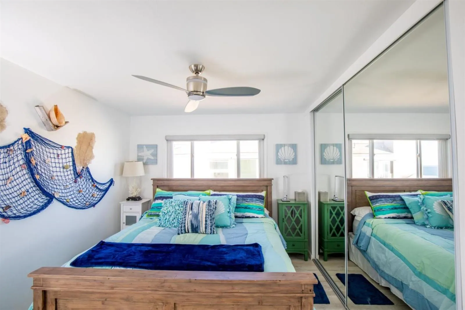 Property building, Bed in 120-Oceanfront Penthouse 5