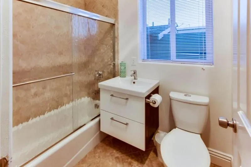 Property building in 199-Surf Stars Combo