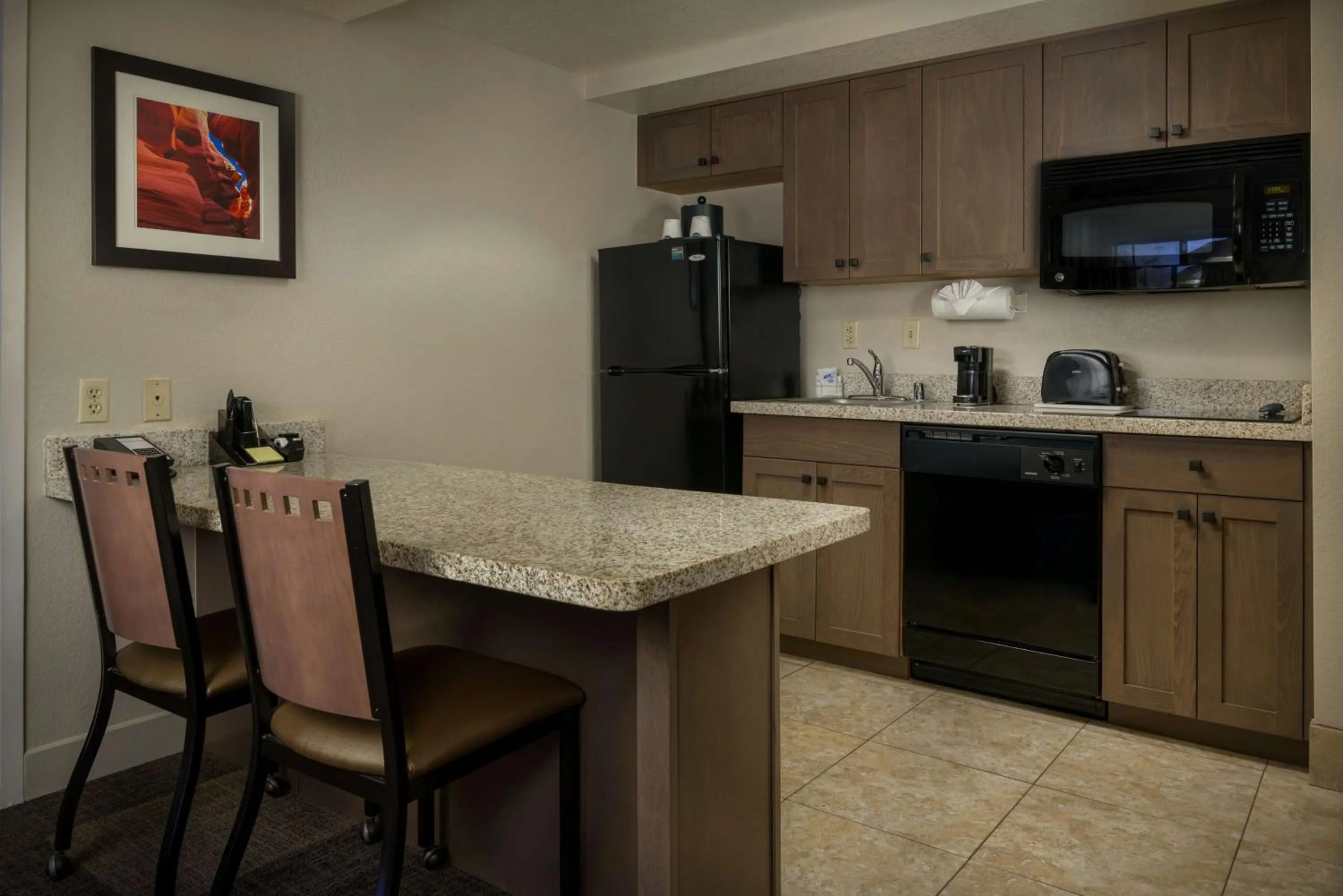 Kitchen or kitchenette in Hampton Inn & Suites Phoenix/Scottsdale