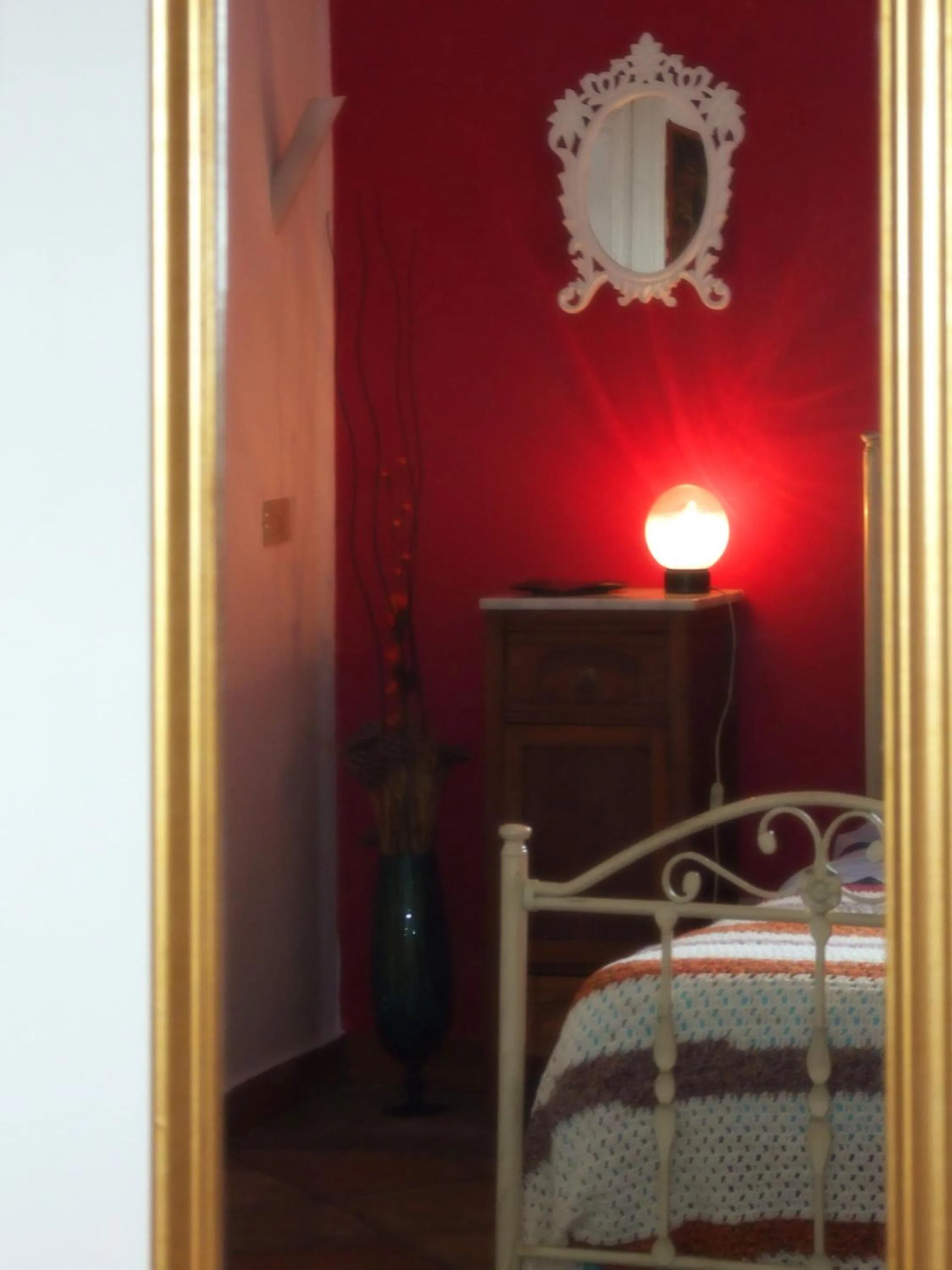 Decorative detail, Bed in B&B Bianca