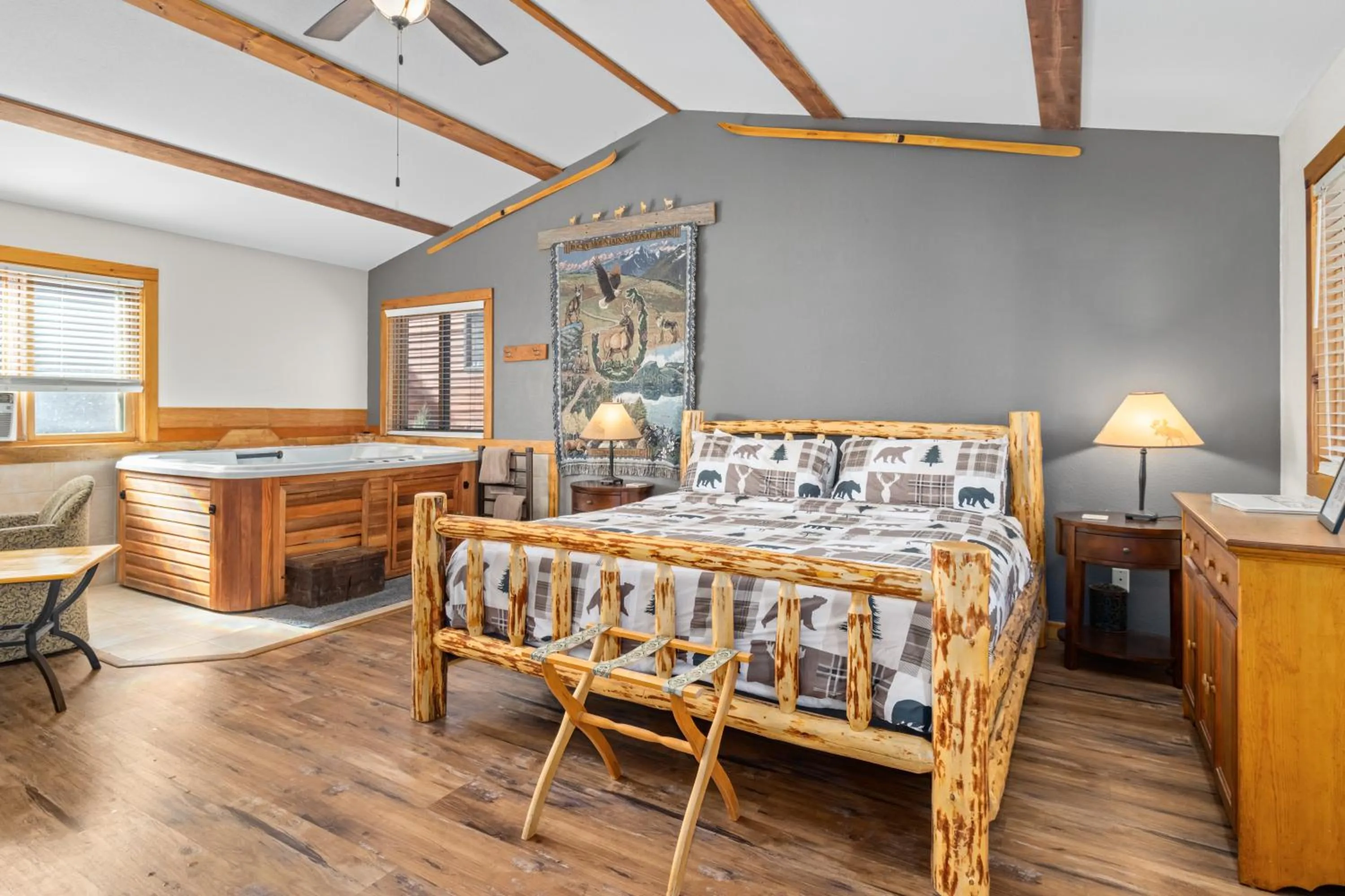 Bed in Mountain Shadows Resort