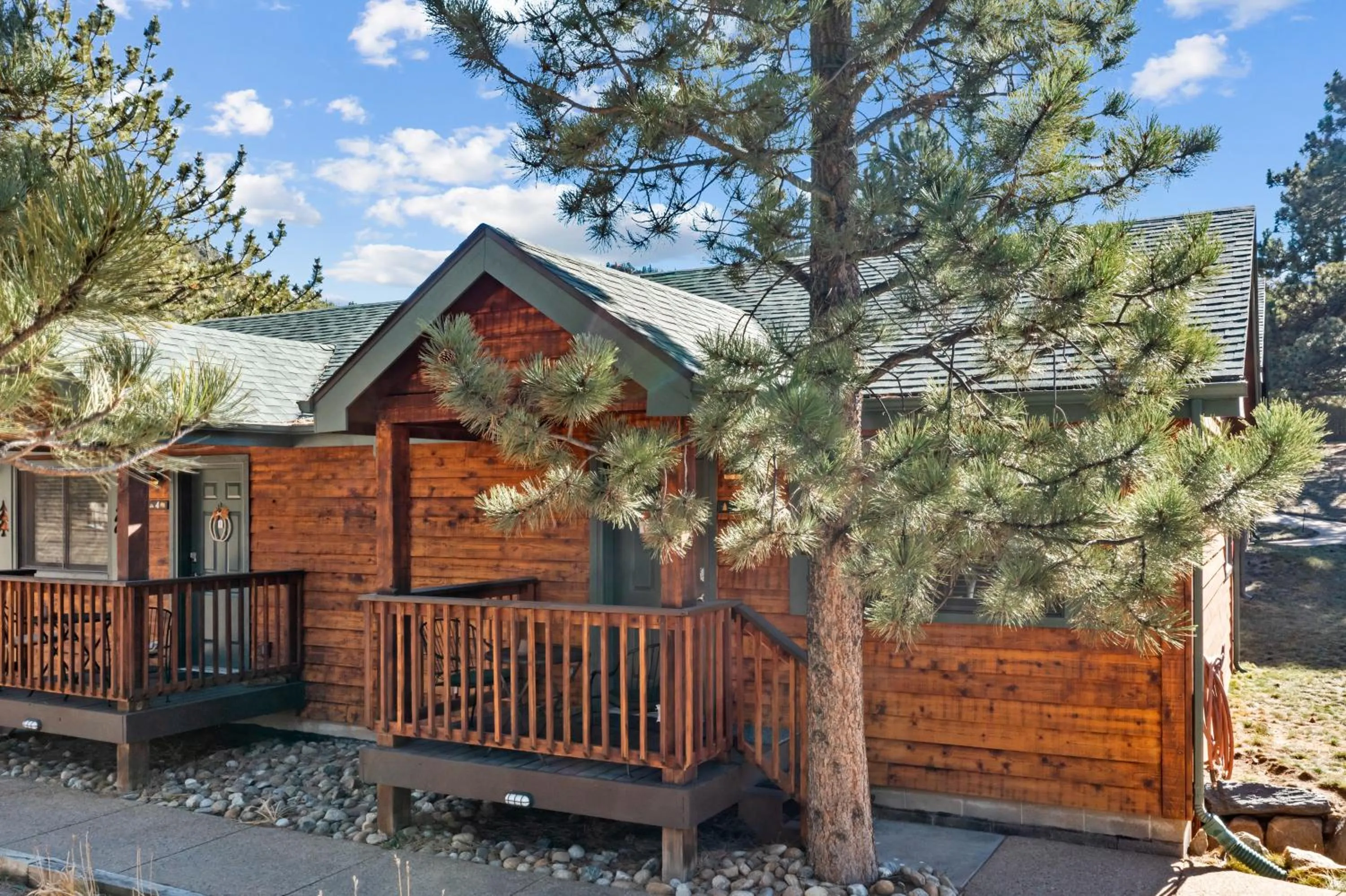 Mountain Shadows Resort