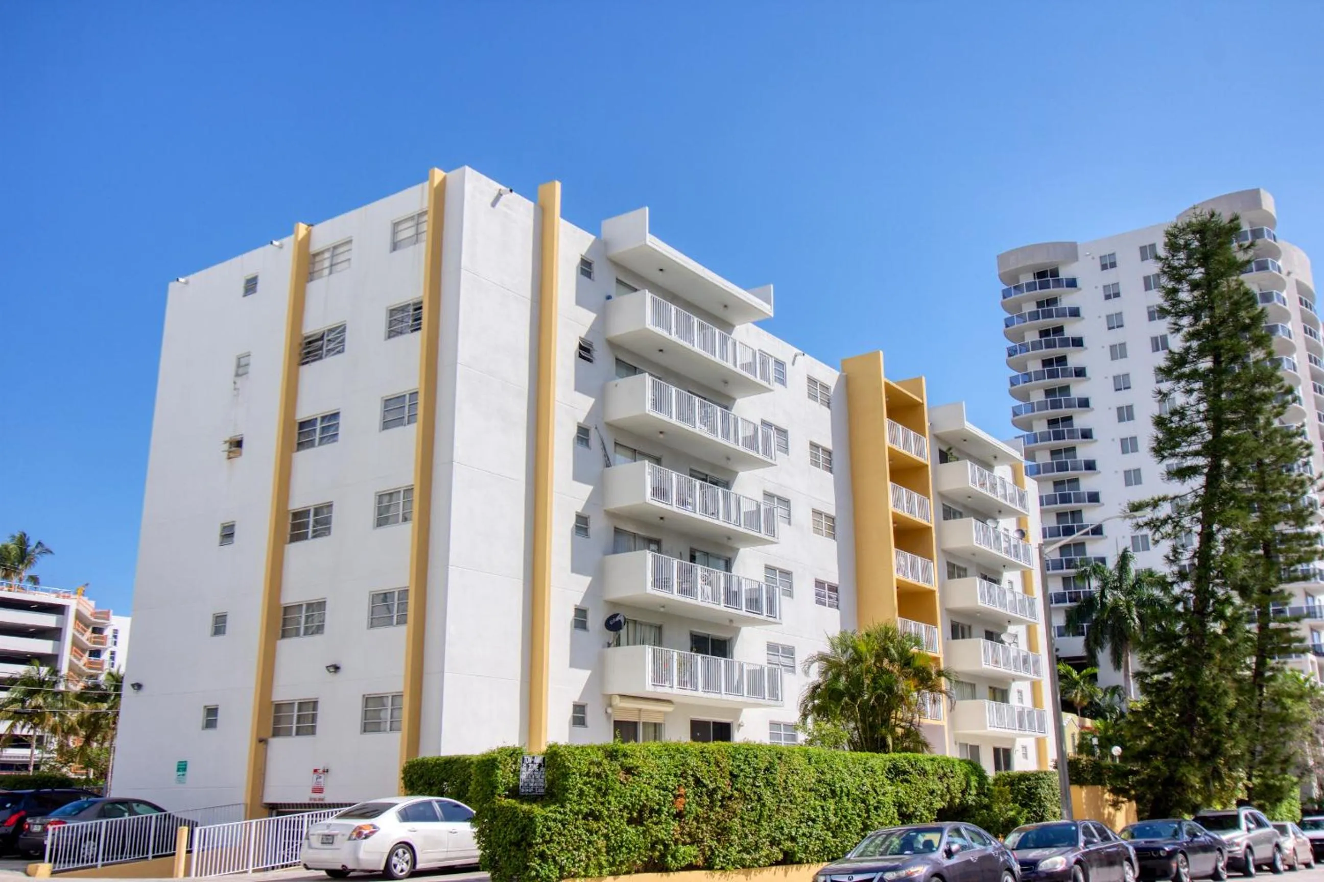 Property building in 23 Palms Suites - Midtown Wynwood