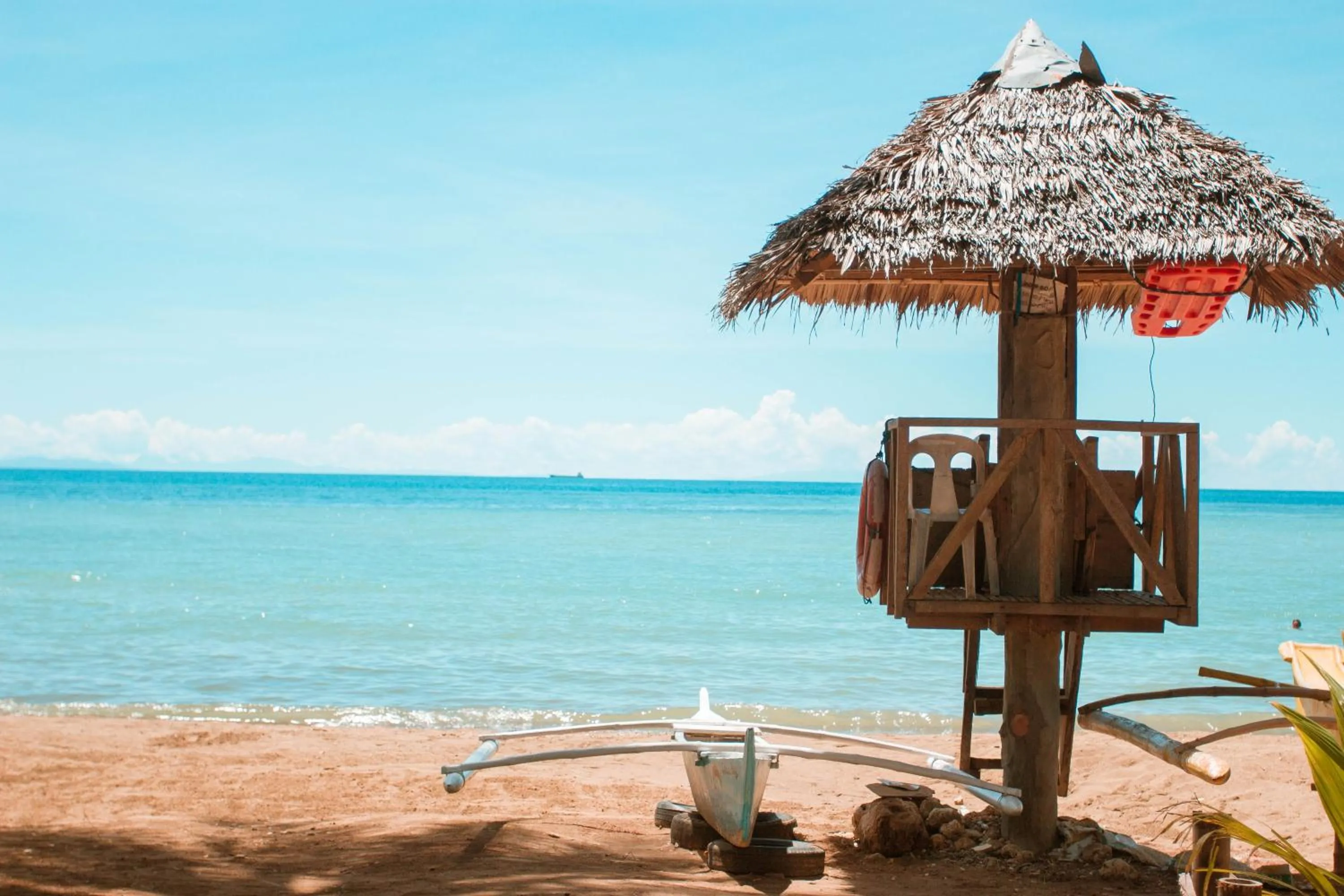 Beach in Estaca Bay Gardens Conference Resort powered by Cocotel