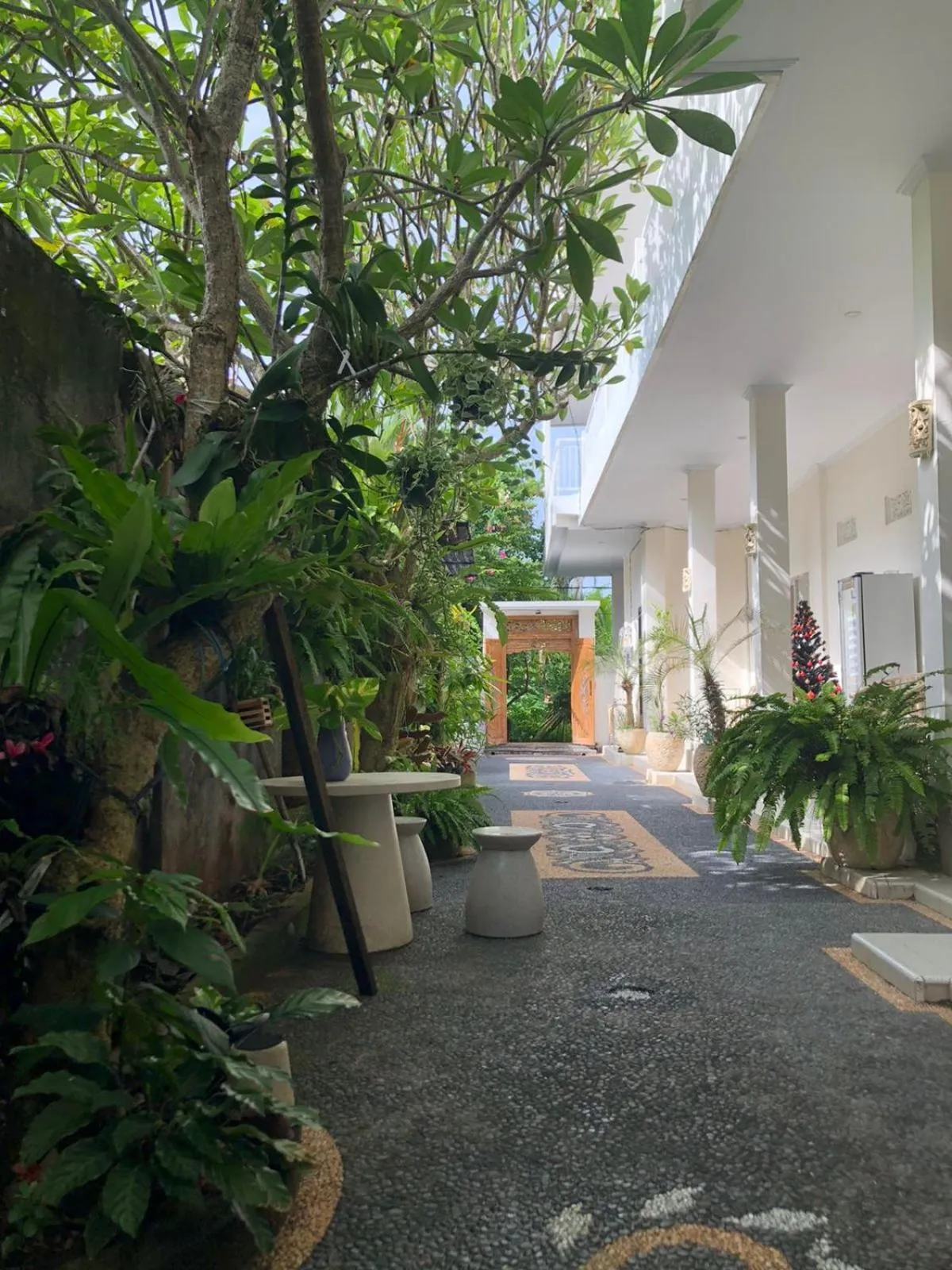 Property building in Laksmi Guest House