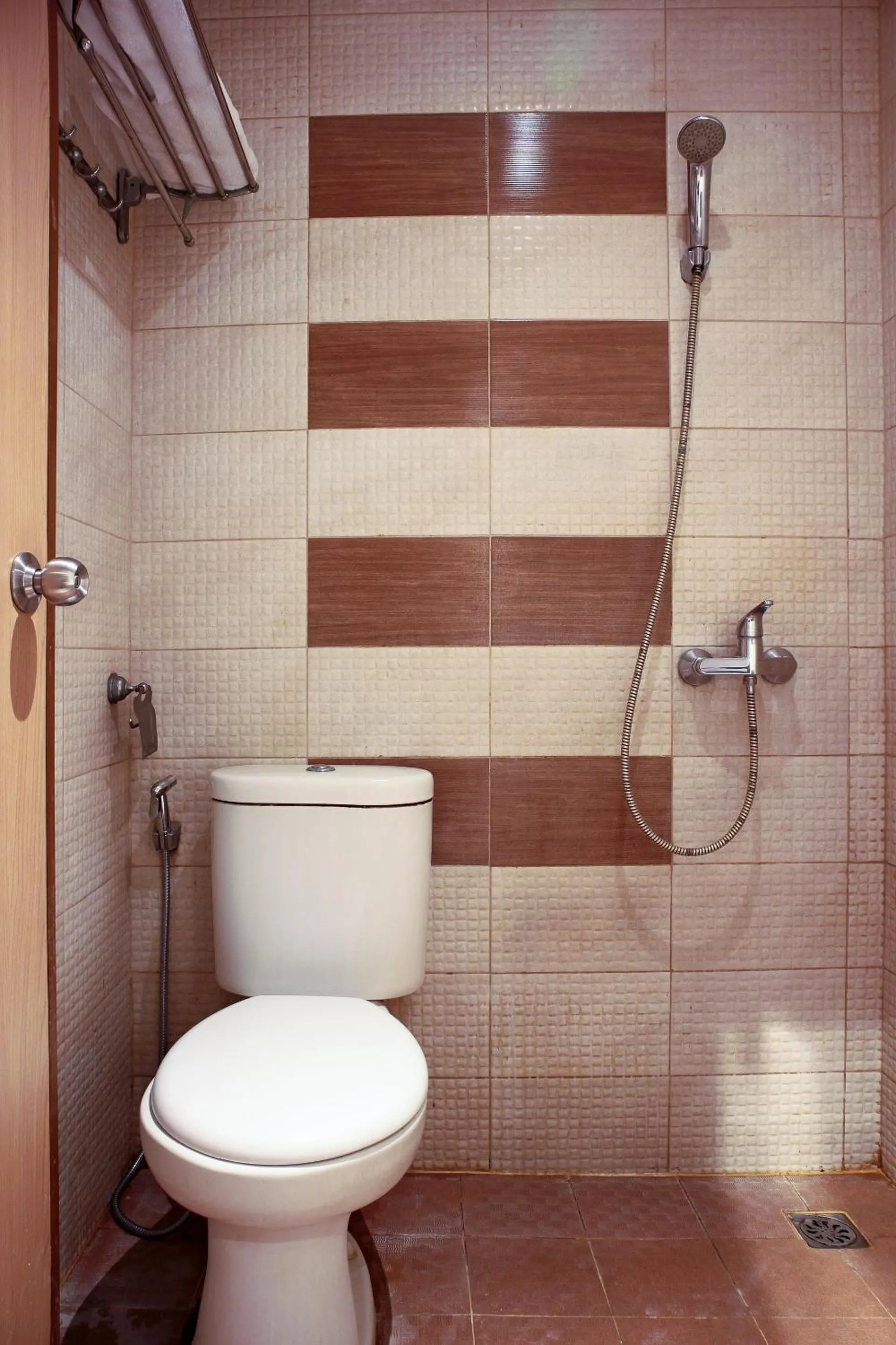 Bathroom in Hotel Bumi Malaya