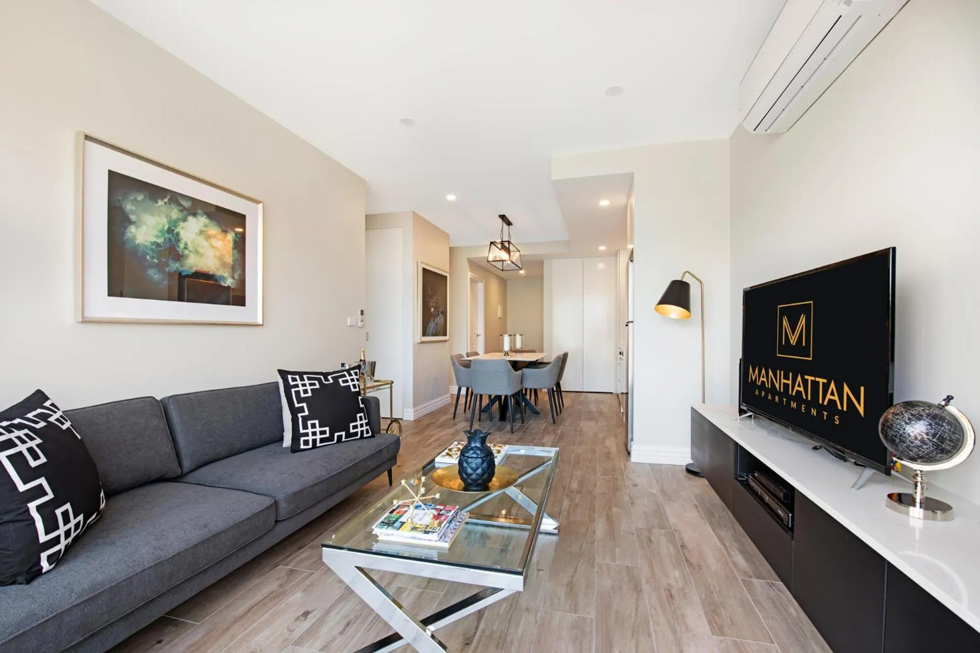 Living room in Manhattan Apartments - Notting Hill