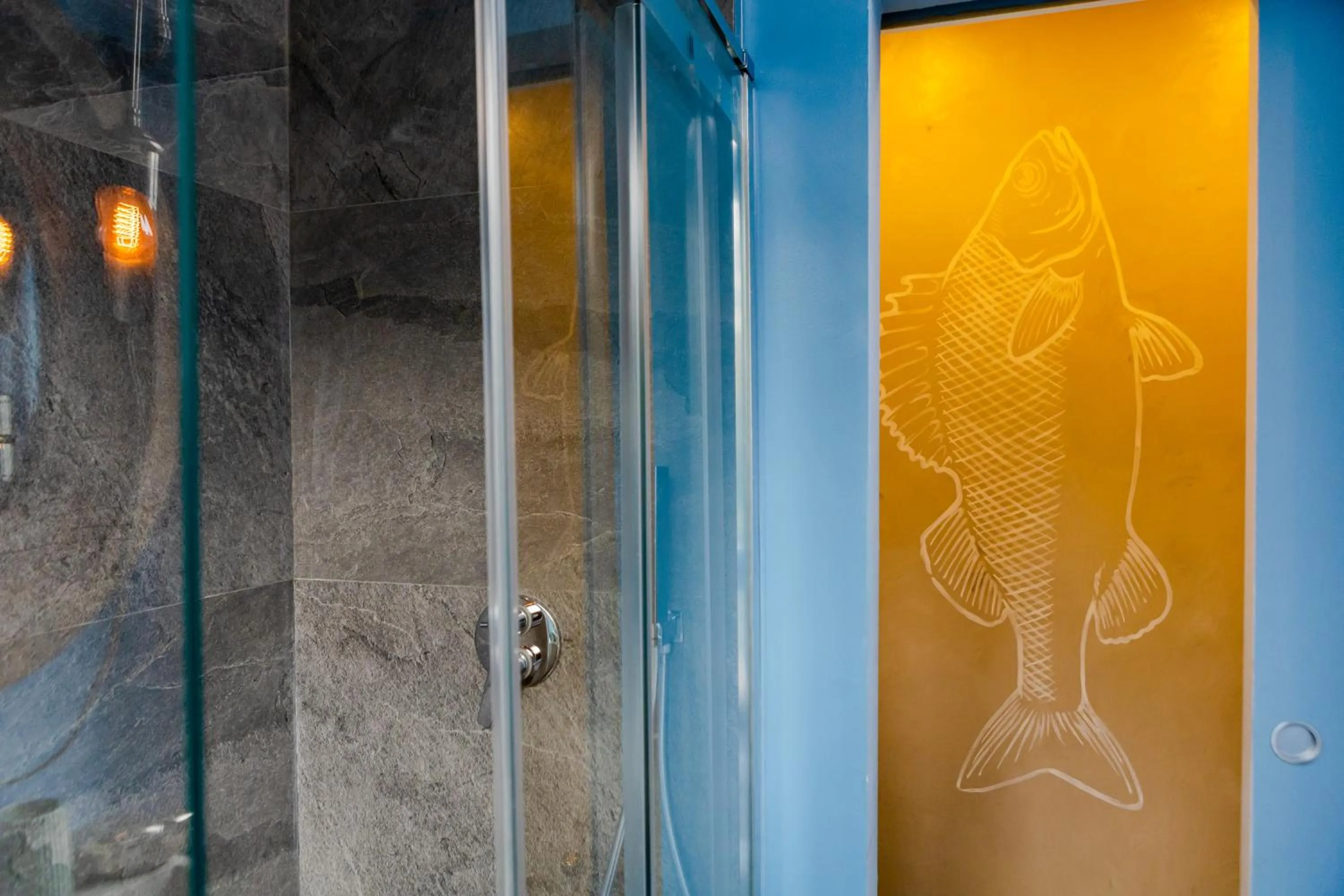 Bathroom in Bello!Lake Como Suites