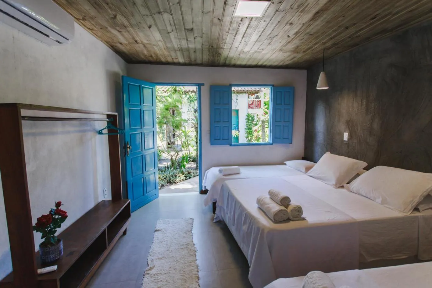 Photo of the whole room, Bed in Pousada Da Praia CARAIVA