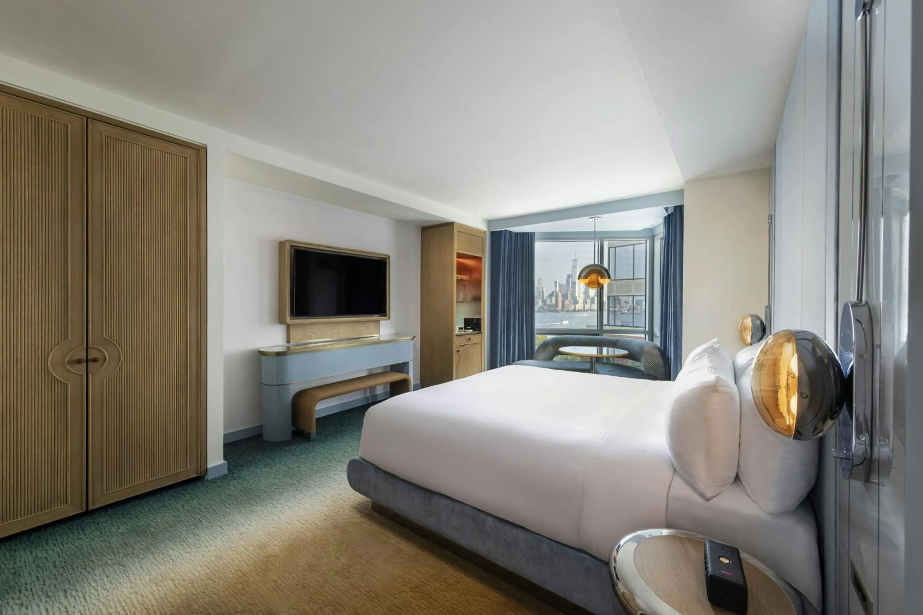 Bedroom, Bed in W Hoboken