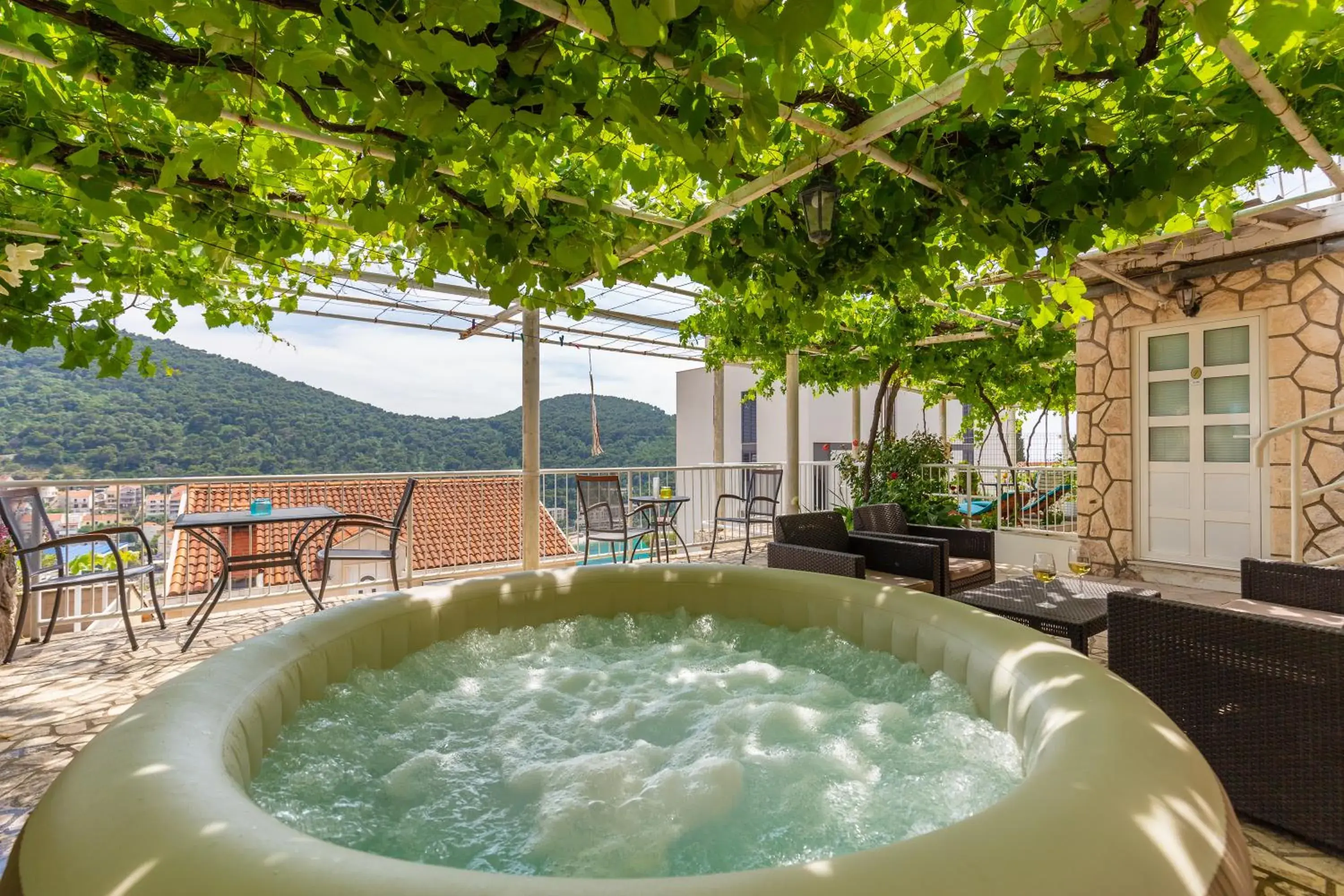 Studio Apartment with Terrace in Apartments Zore Glavinić Studio Apartment with Terrace in Apartments Zore Glavinić