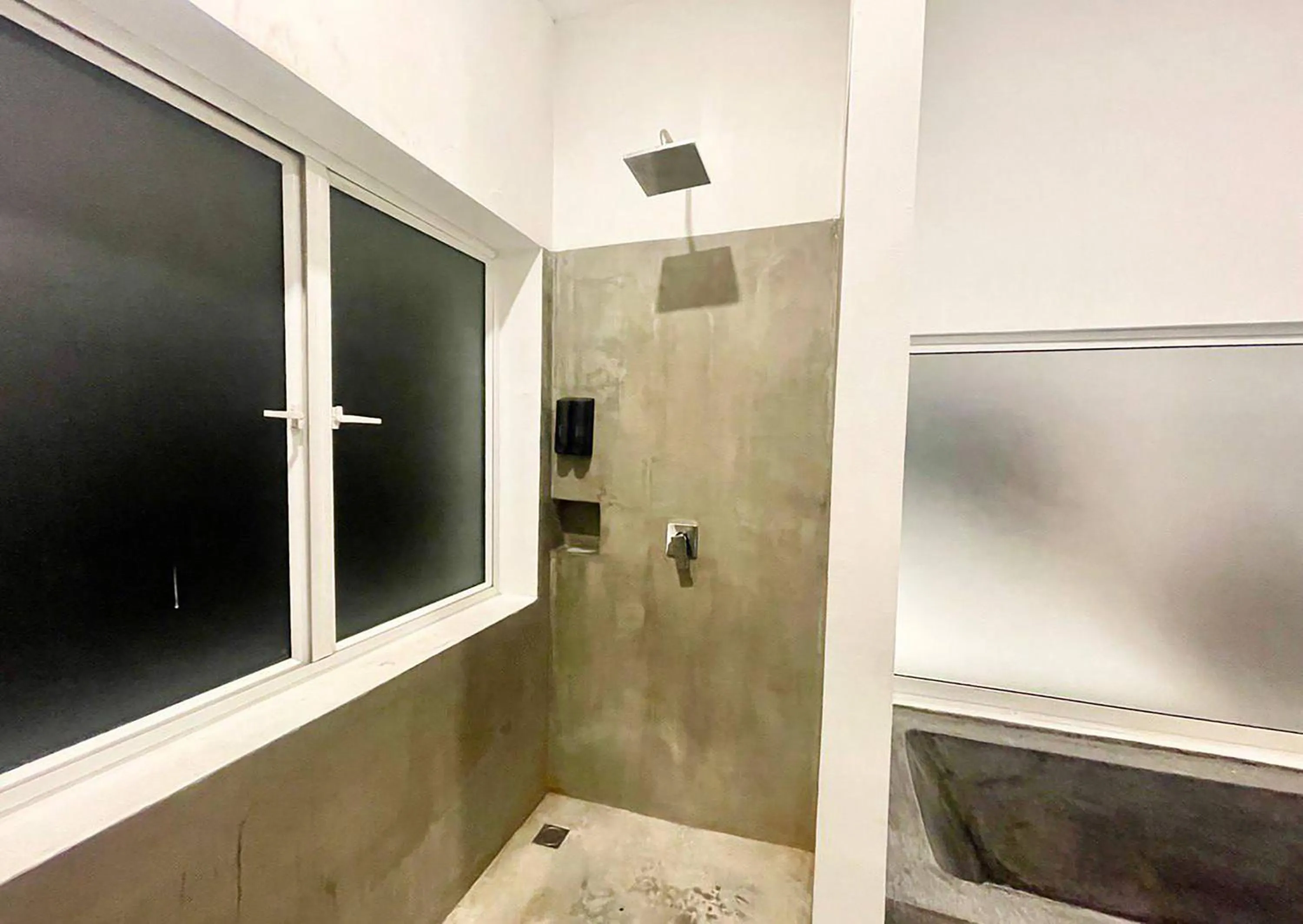 Bathroom in Chhouy Vathna Angkor Boutique