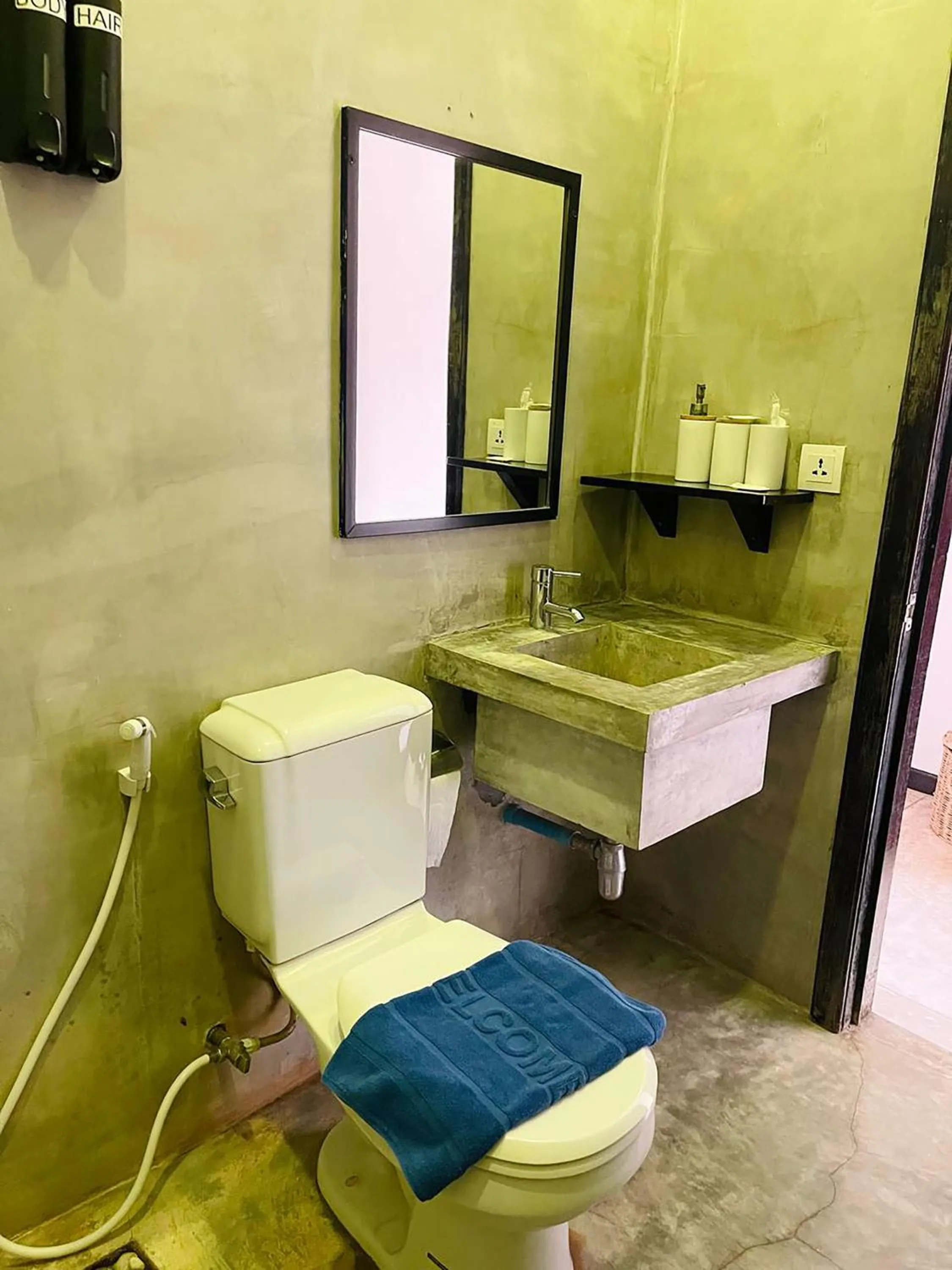 Bathroom in Chhouy Vathna Angkor Boutique