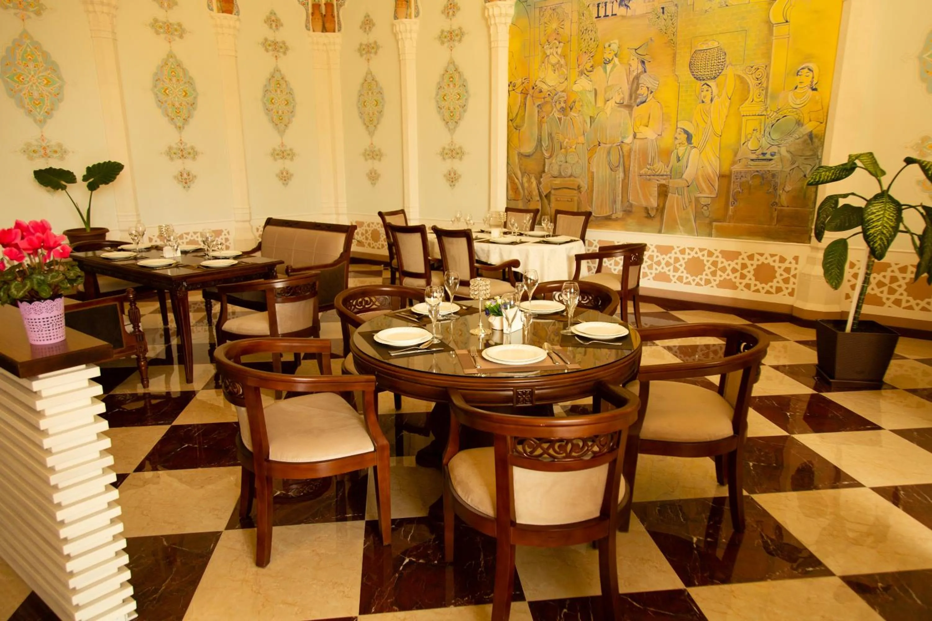 Restaurant/places to eat in Cinzano Complex