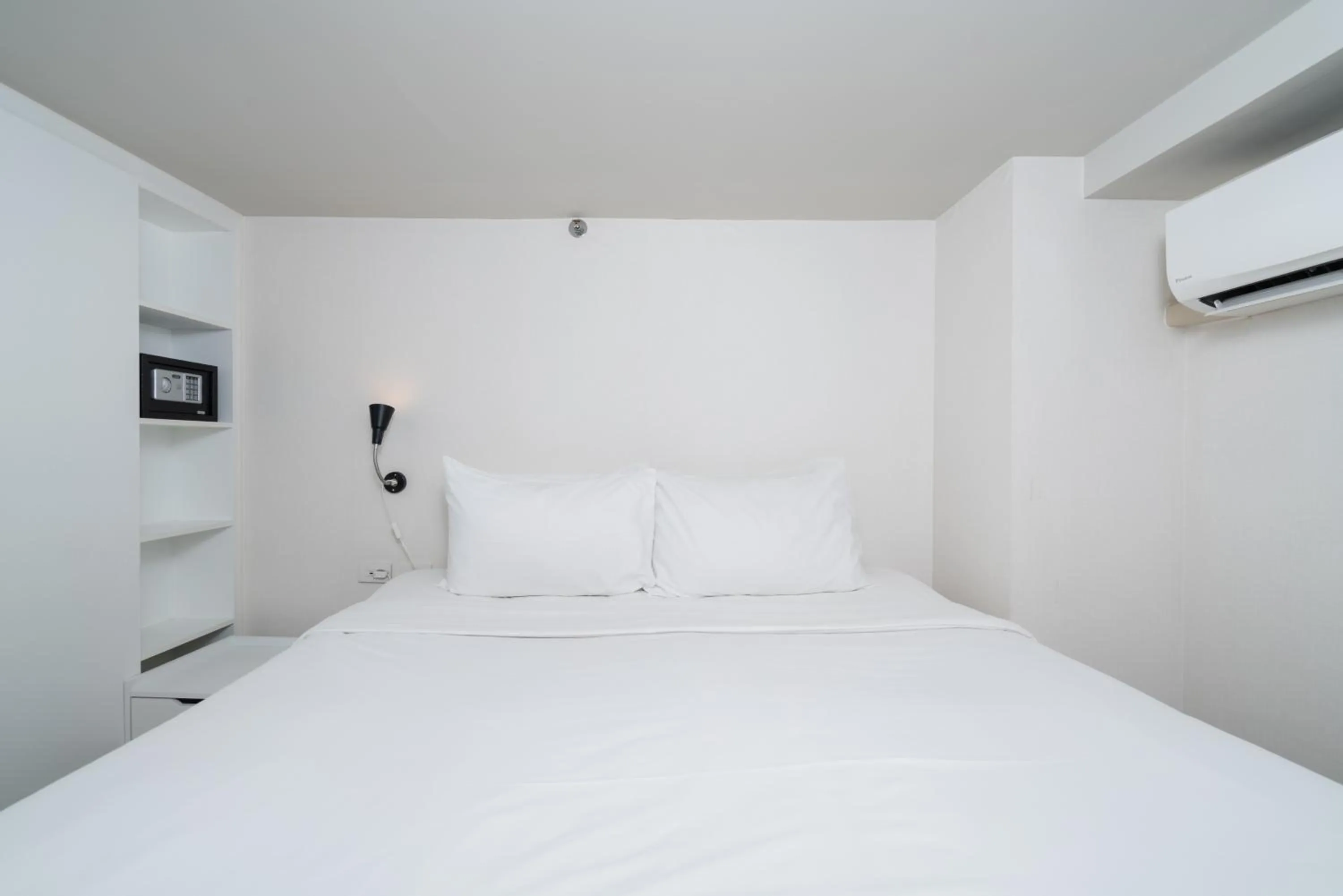 Bed in SureStay by Best Western Bangkok Ramintra