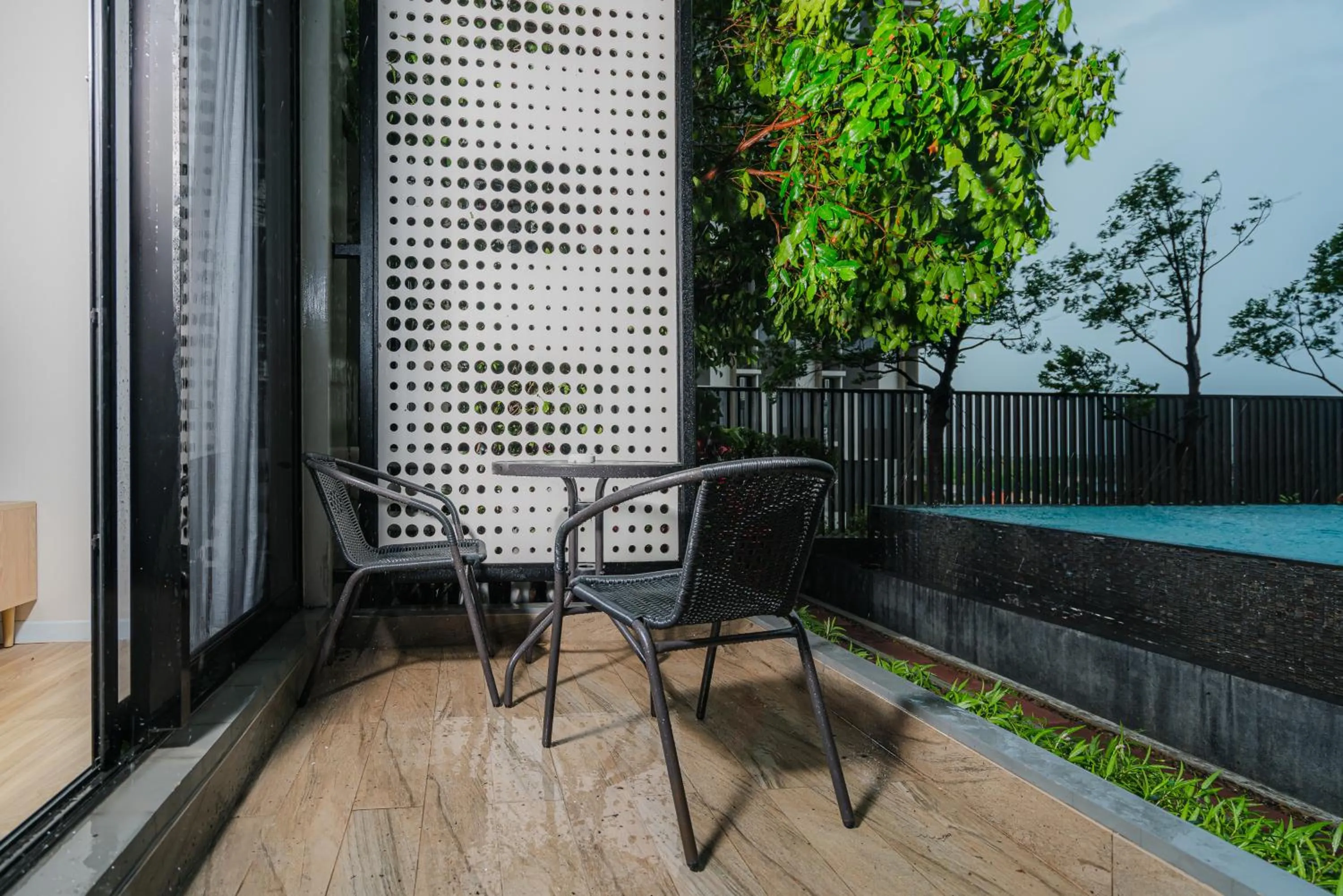 Balcony/Terrace in SureStay by Best Western Bangkok Ramintra