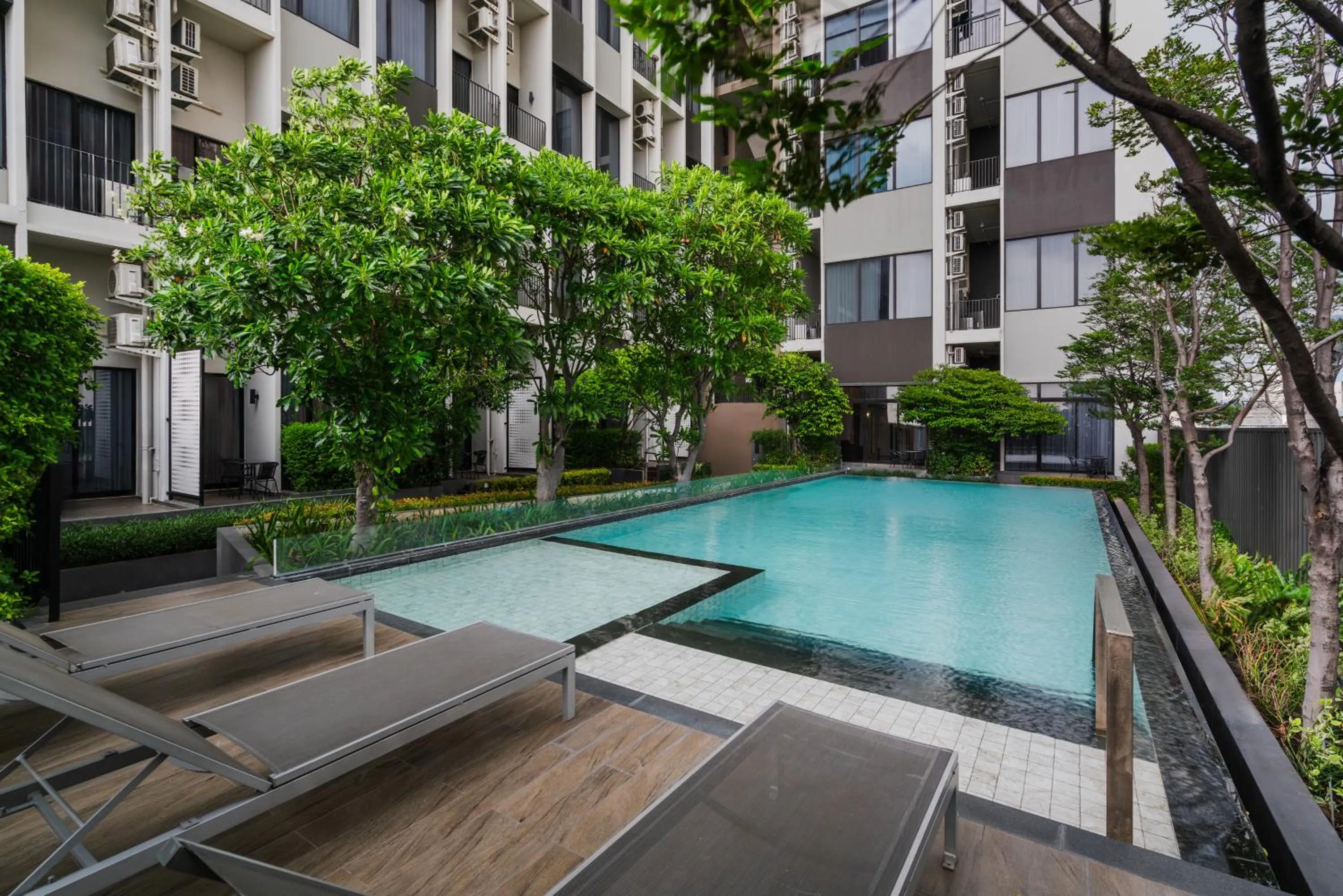 Swimming pool in SureStay by Best Western Bangkok Ramintra