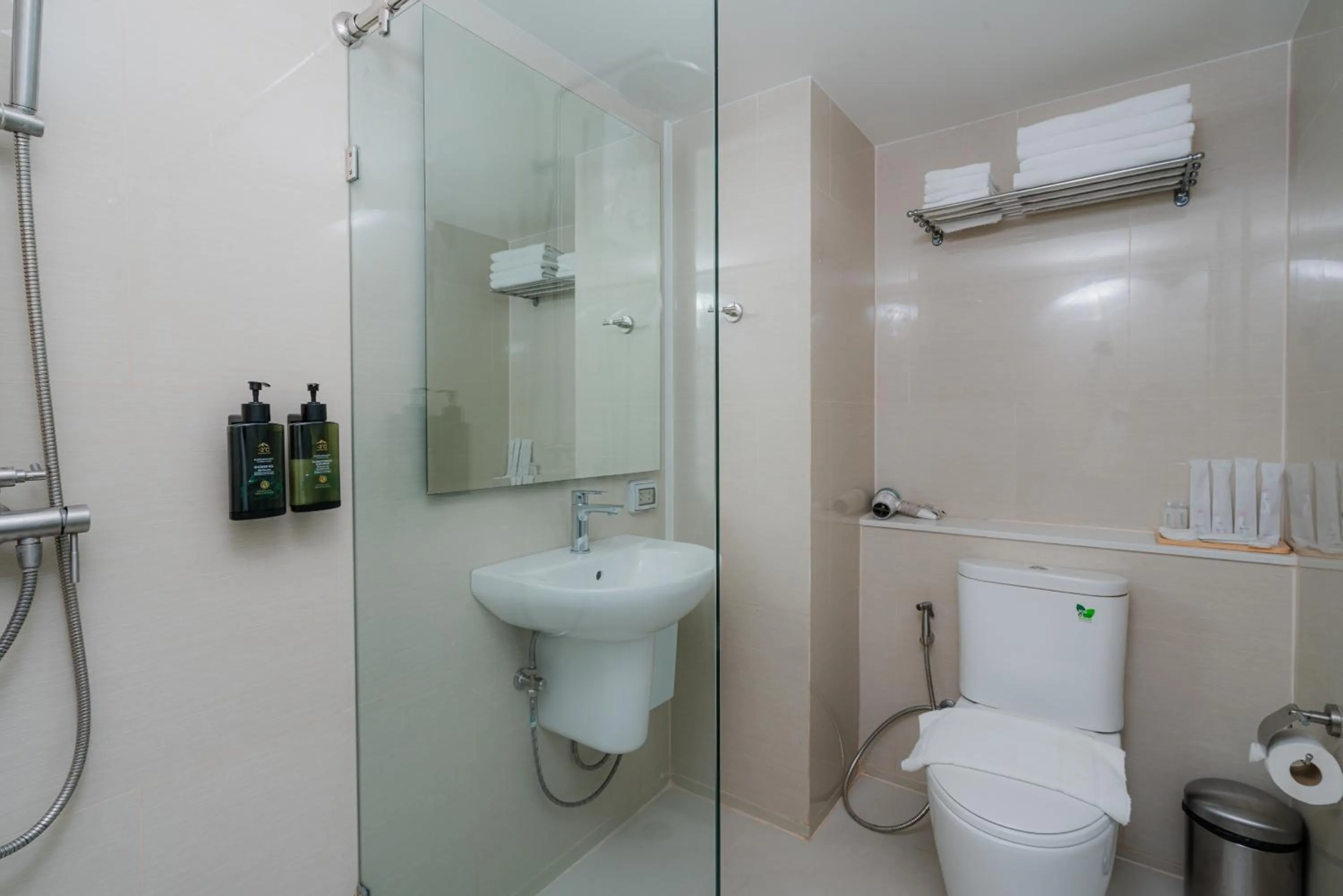 Shower in SureStay by Best Western Bangkok Ramintra