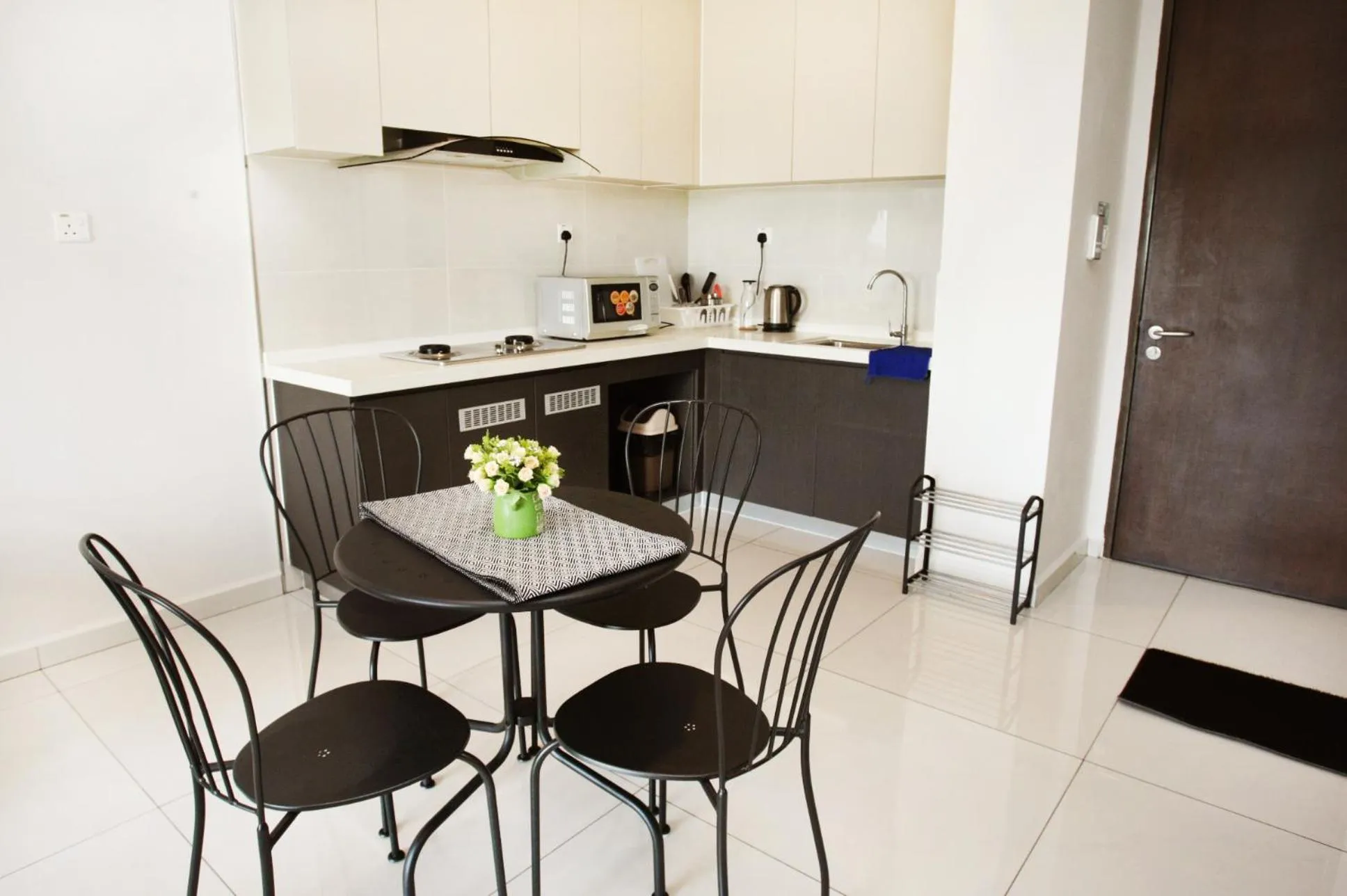 Country garden danga bay ,bay point