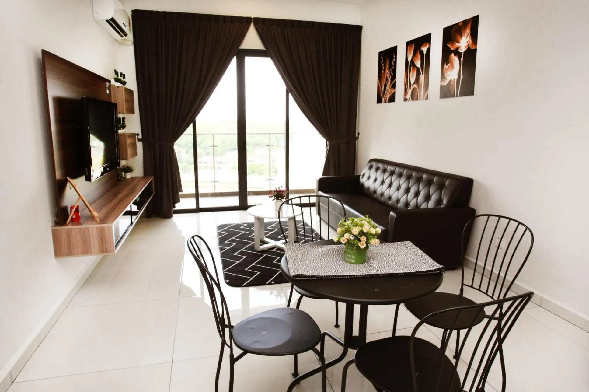 Country garden danga bay ,bay point